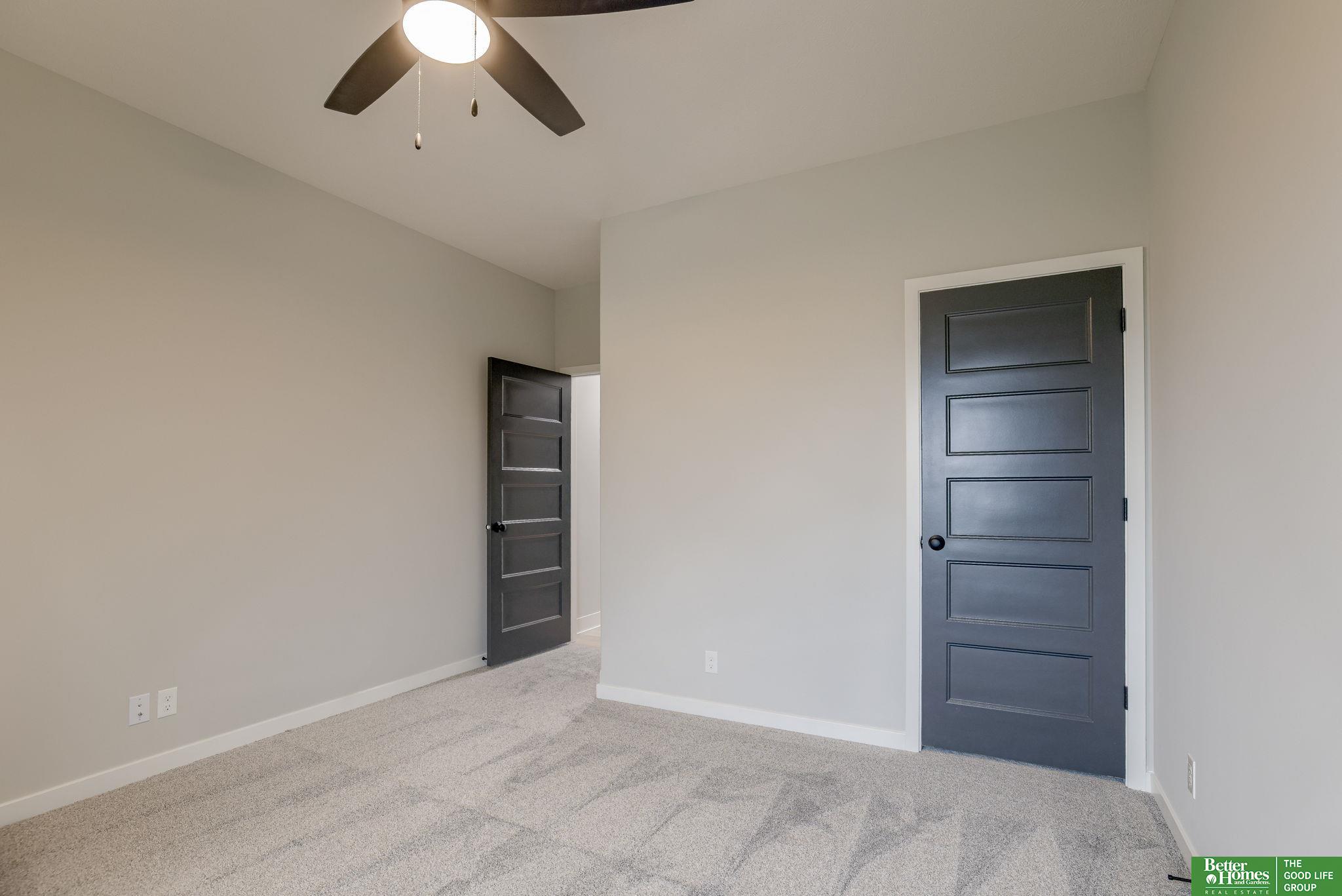 5444 N 212th Street, Elkhorn, Nebraska image 26