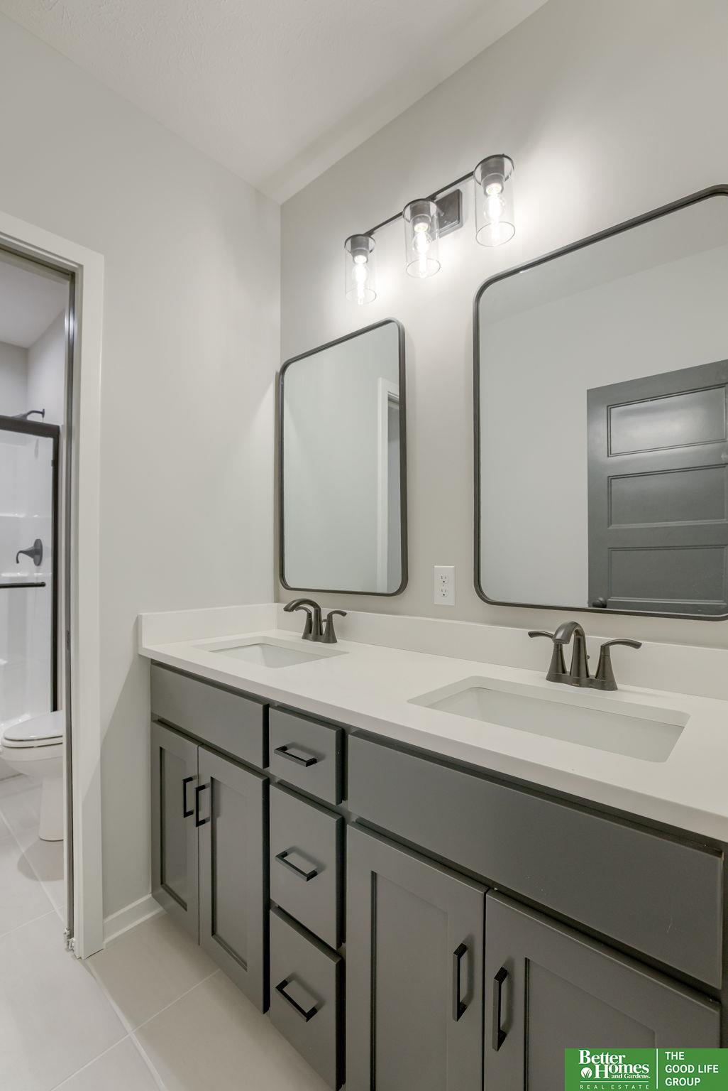 5444 N 212th Street, Elkhorn, Nebraska image 29
