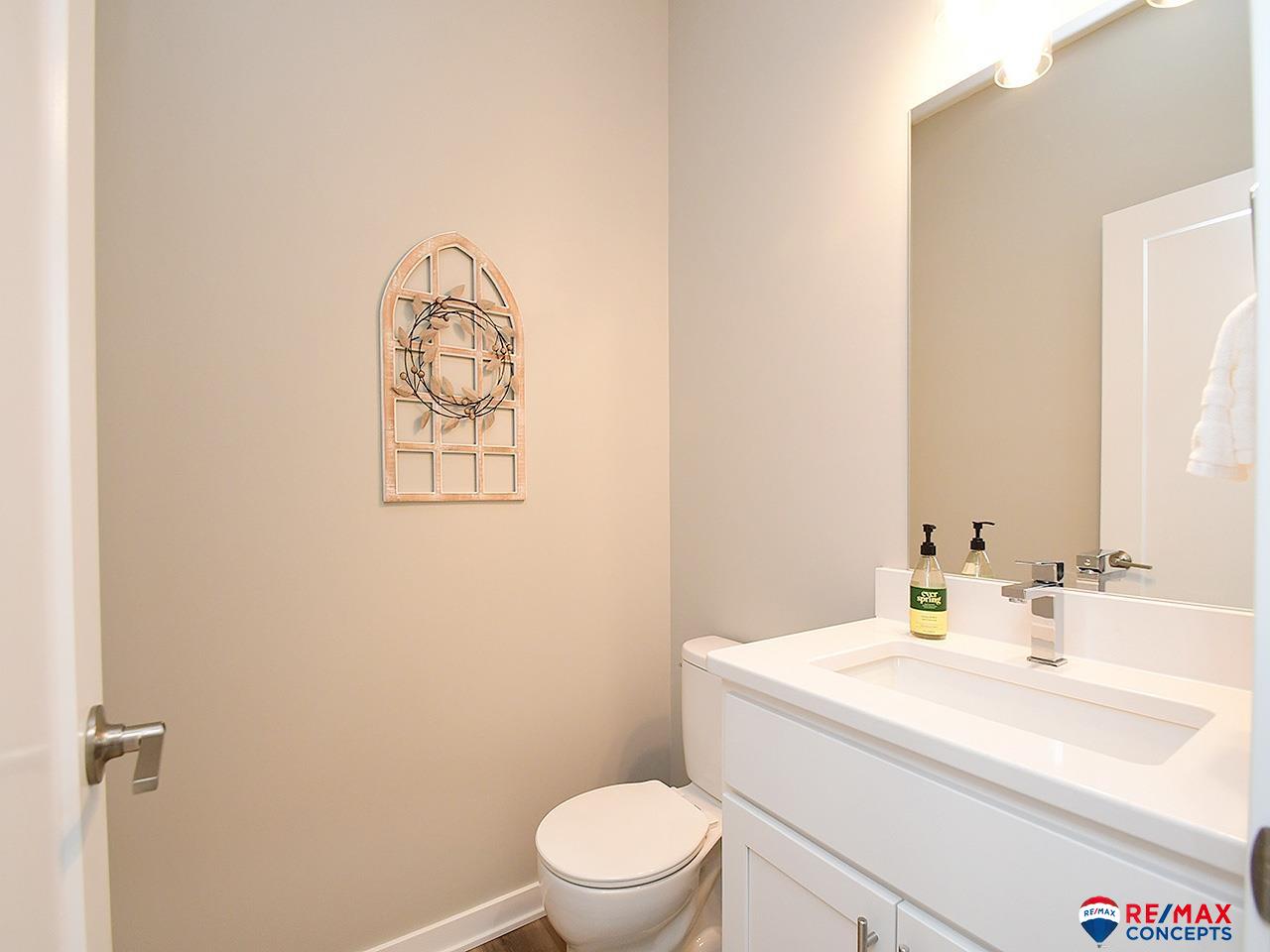 980 Titan Drive, Hickman, Nebraska image 11