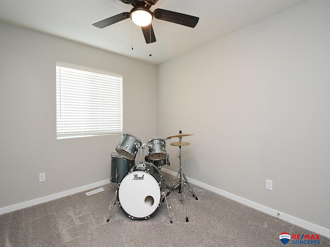 980 Titan Drive, Hickman, Nebraska image 19