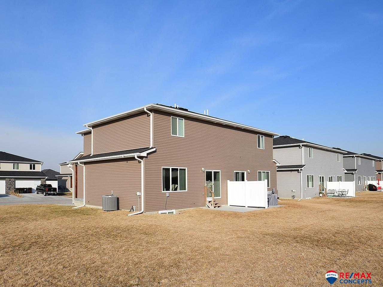 980 Titan Drive, Hickman, Nebraska image 28