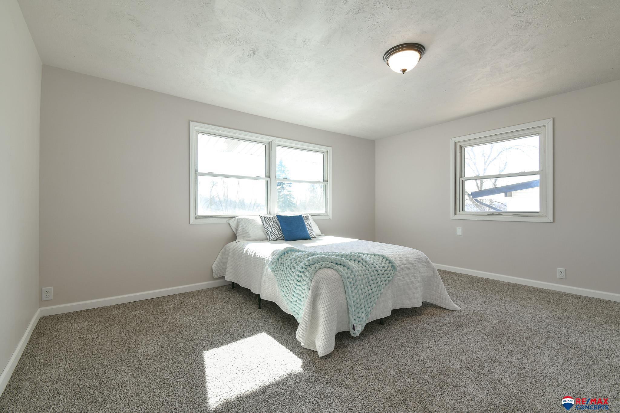 8072 Grand Avenue, Omaha, Nebraska image 13