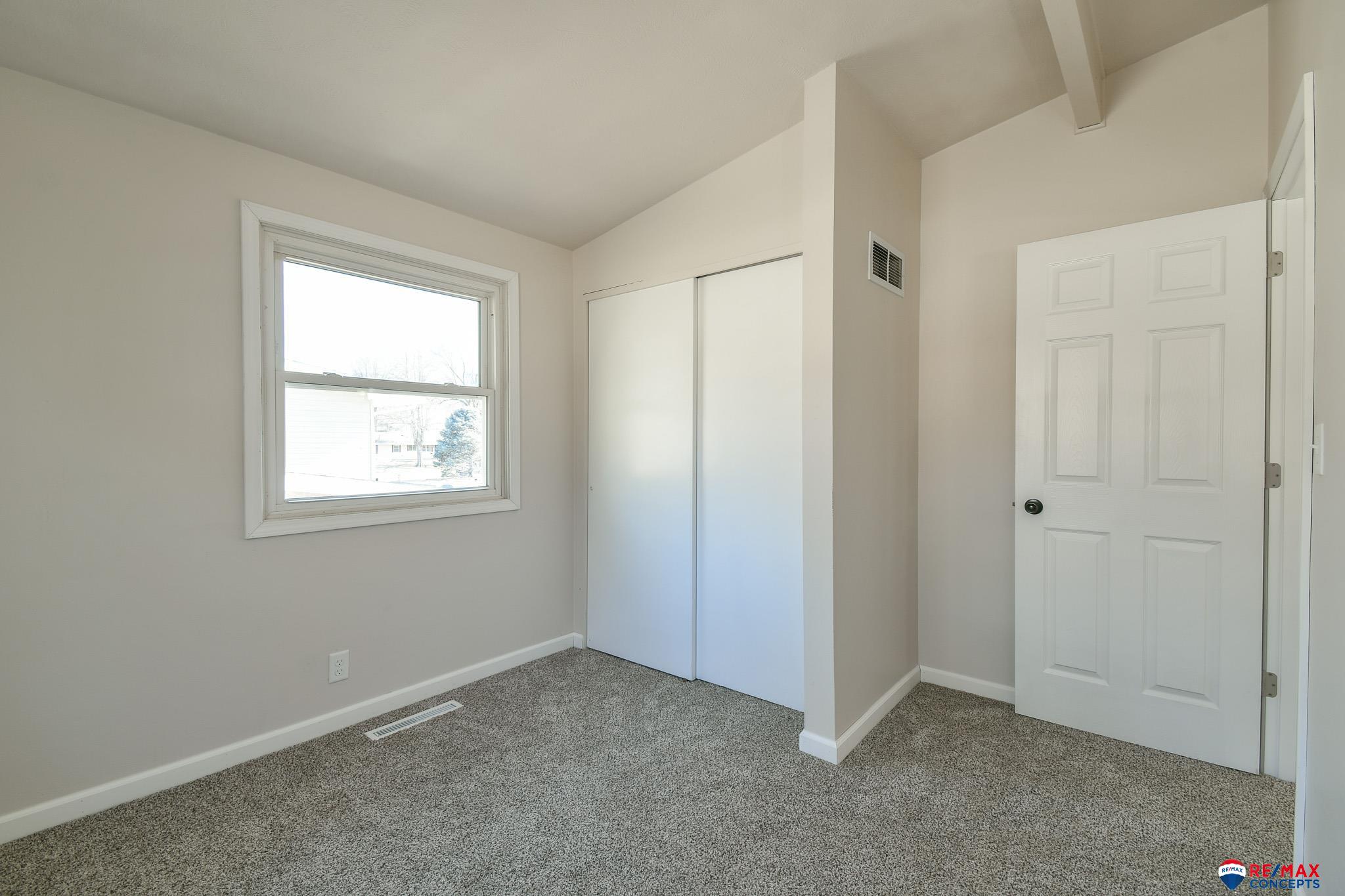 8072 Grand Avenue, Omaha, Nebraska image 22