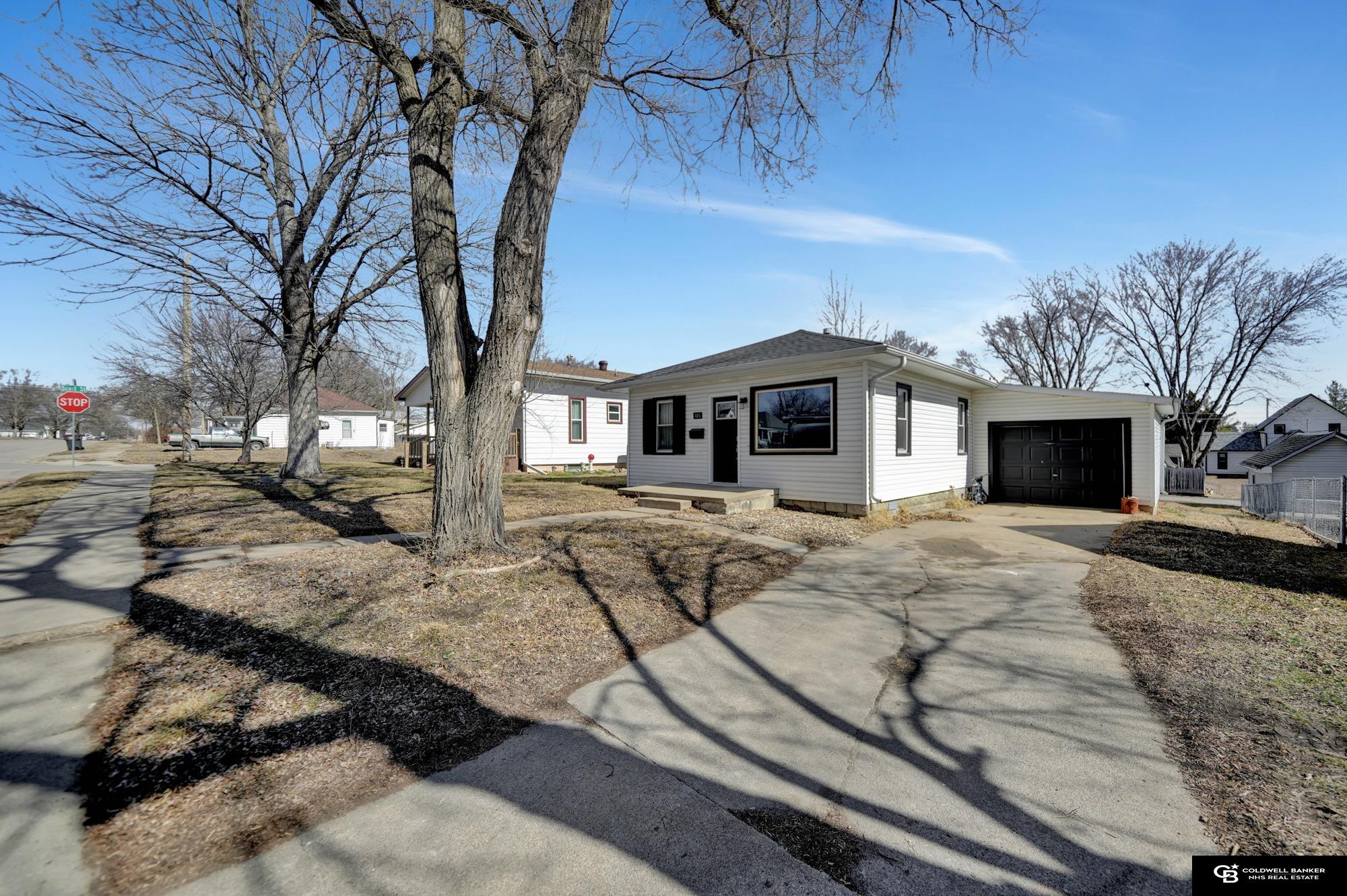406 S 11th Street, Beatrice, Nebraska image 3