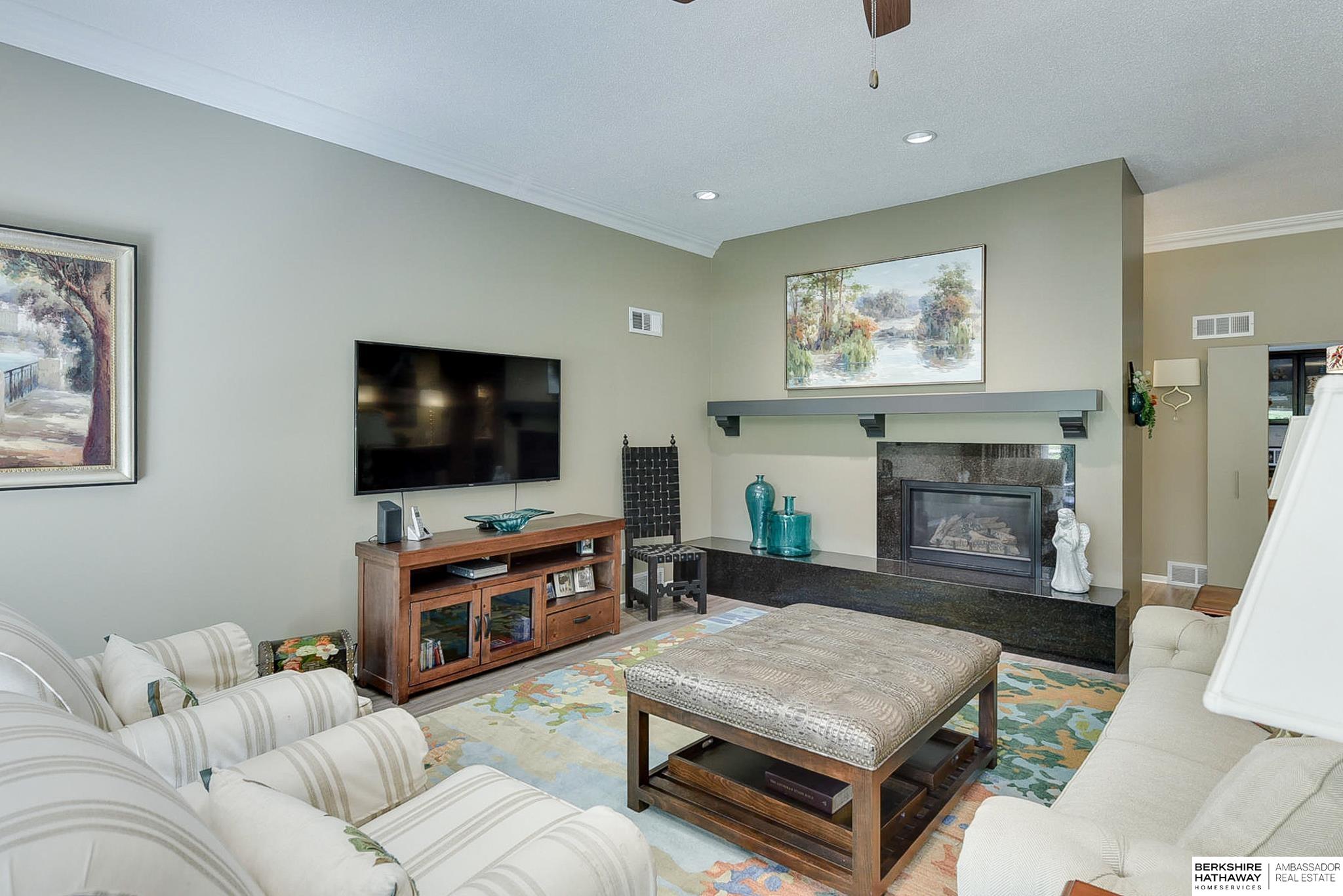 9777 Hamilton Plaza, Omaha, Nebraska image 9