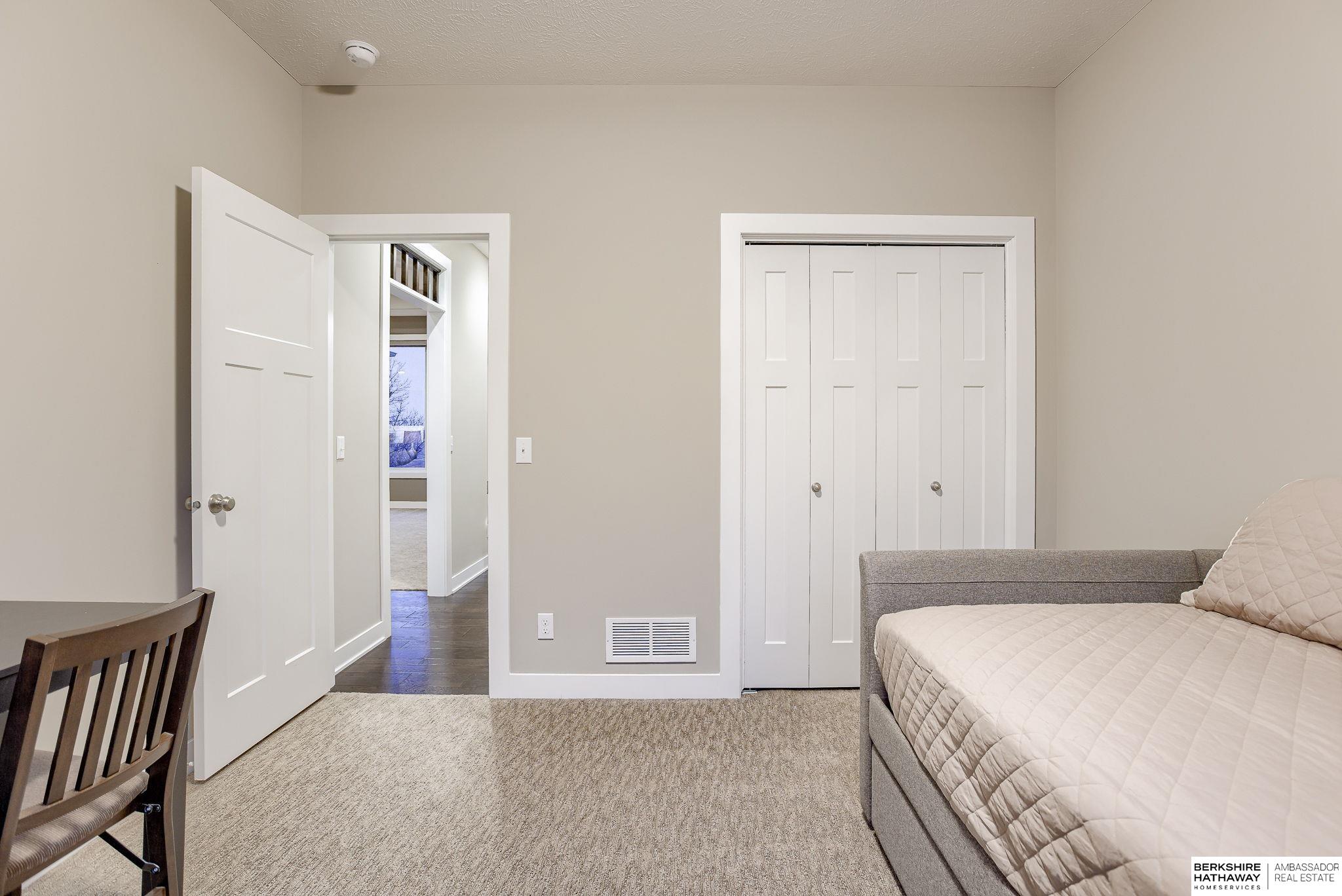 8680 Raven Drive, Louisville, Nebraska image 29