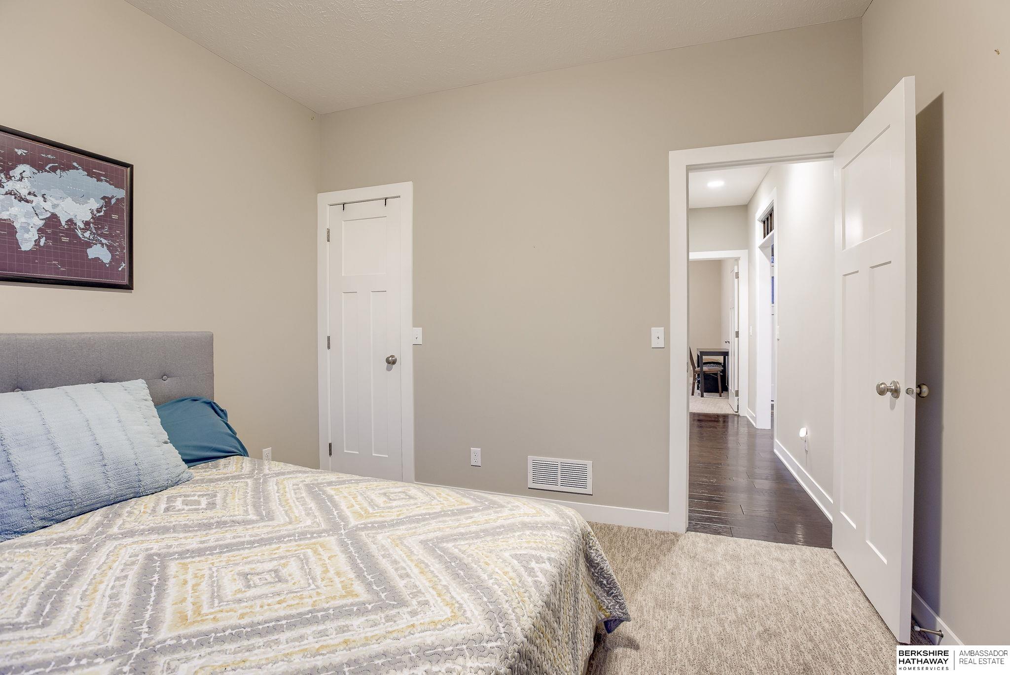 8680 Raven Drive, Louisville, Nebraska image 32