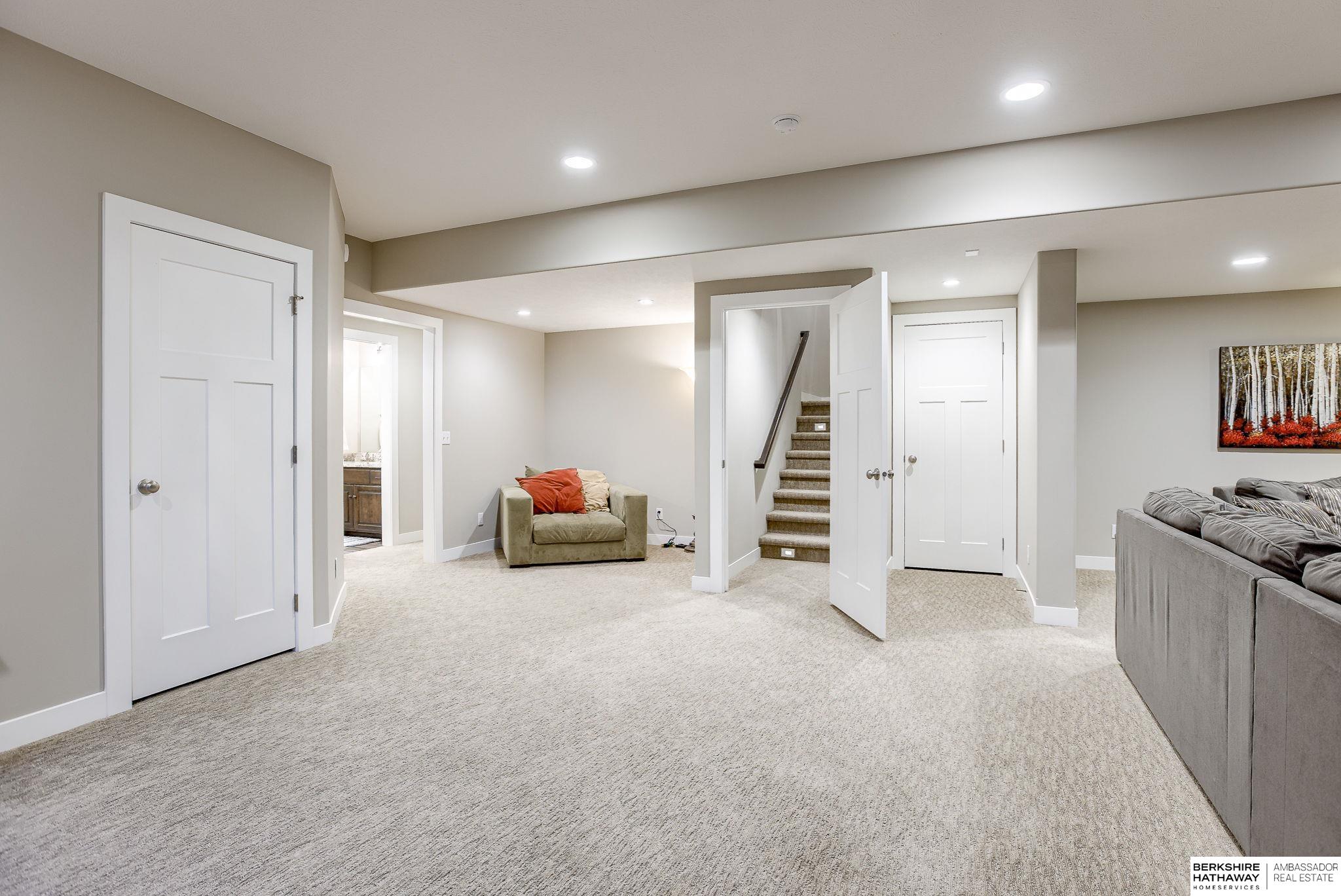 8680 Raven Drive, Louisville, Nebraska image 39