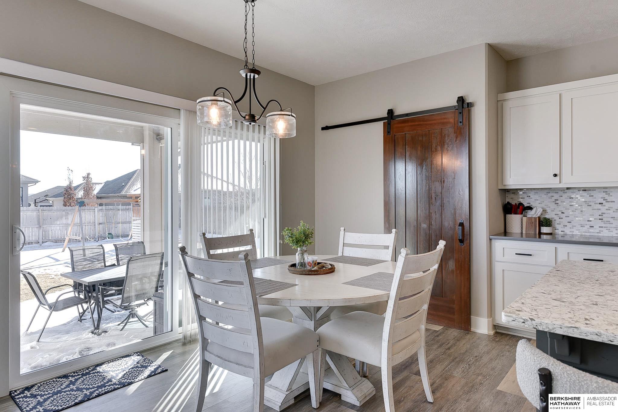 18407 Lake Street, Omaha, Nebraska image 13