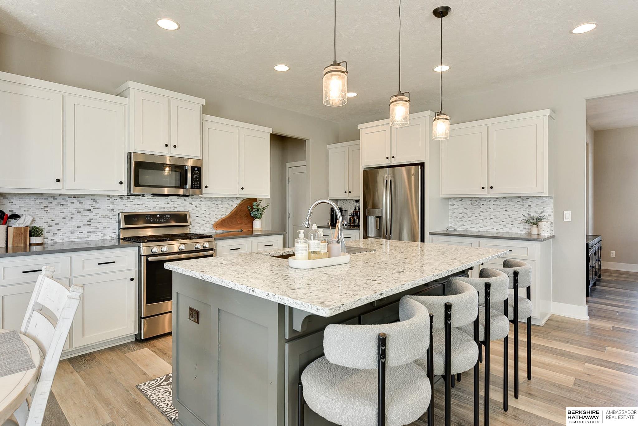 18407 Lake Street, Omaha, Nebraska image 14