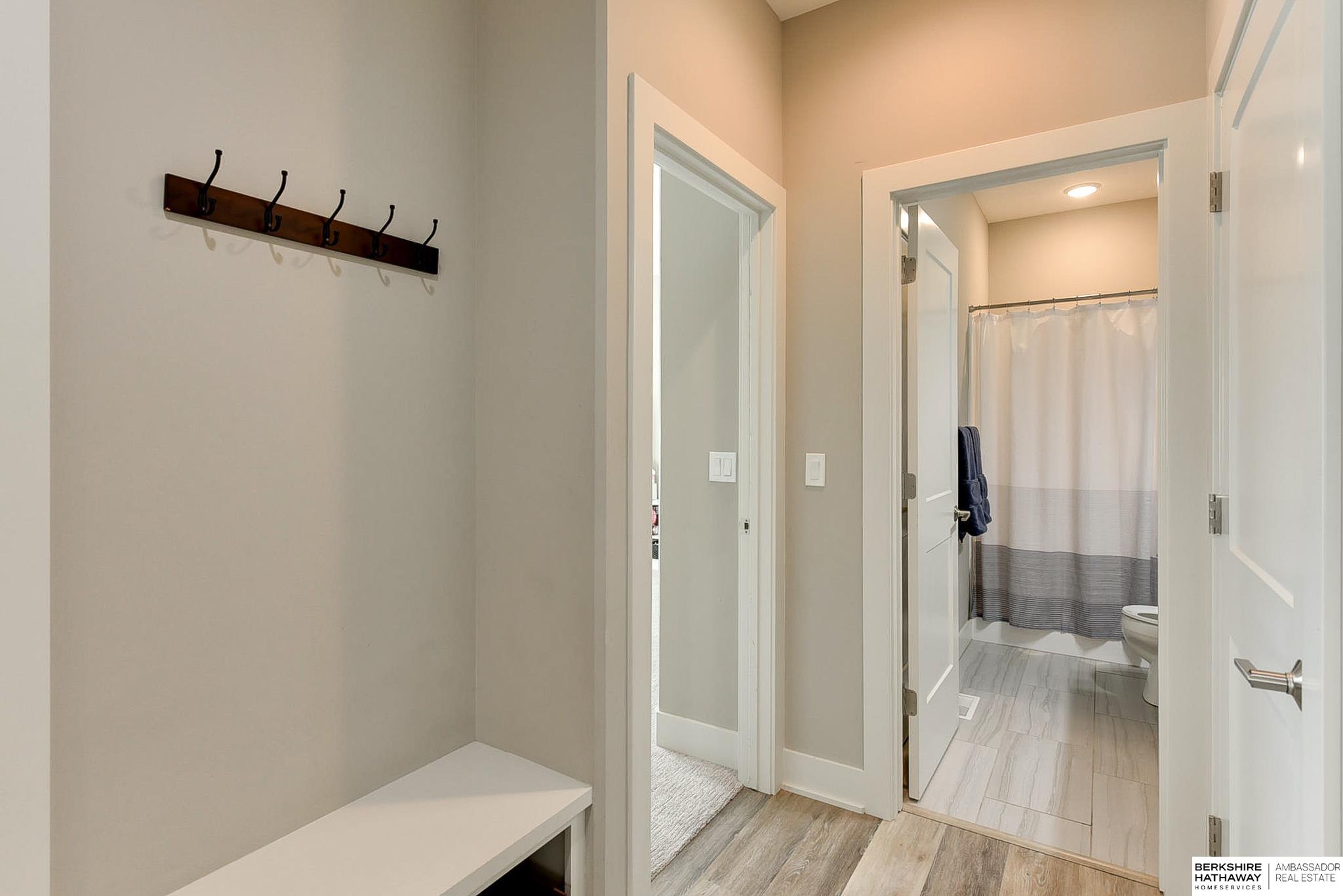 18407 Lake Street, Omaha, Nebraska image 21