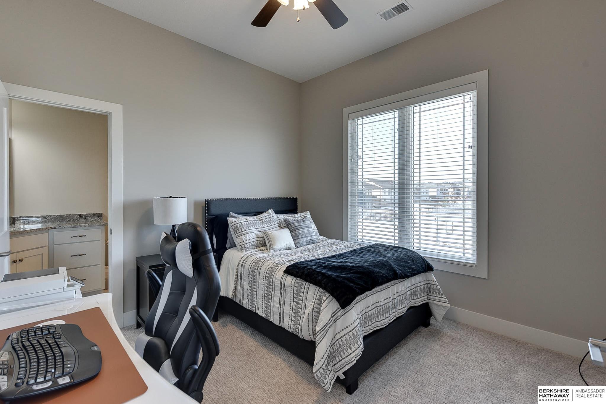 18407 Lake Street, Omaha, Nebraska image 29