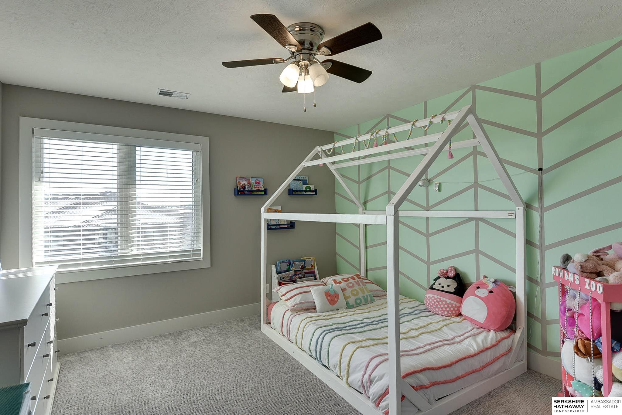 18407 Lake Street, Omaha, Nebraska image 32