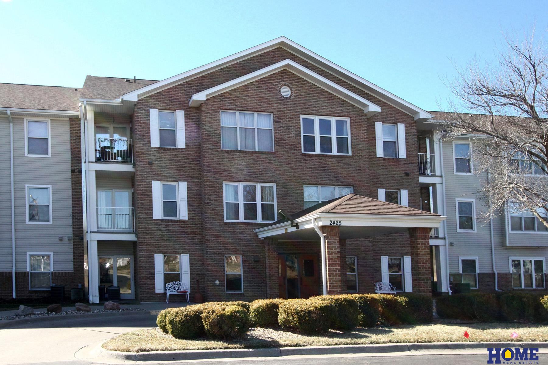 2425 Folkways Boulevard, Lincoln