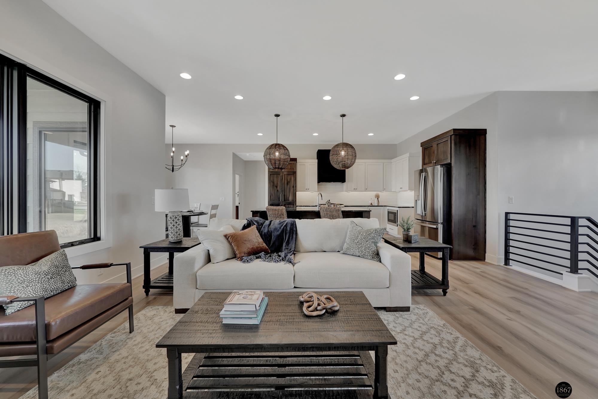 3923 S 213th