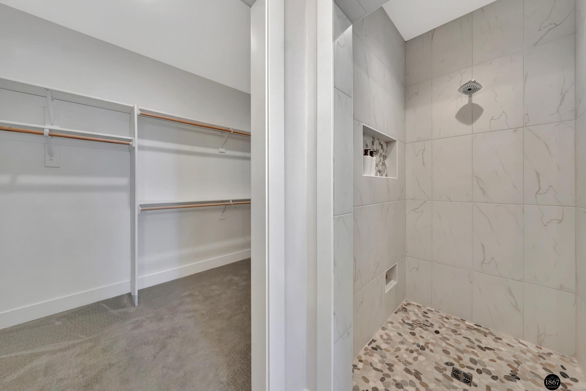 3923 S 213th