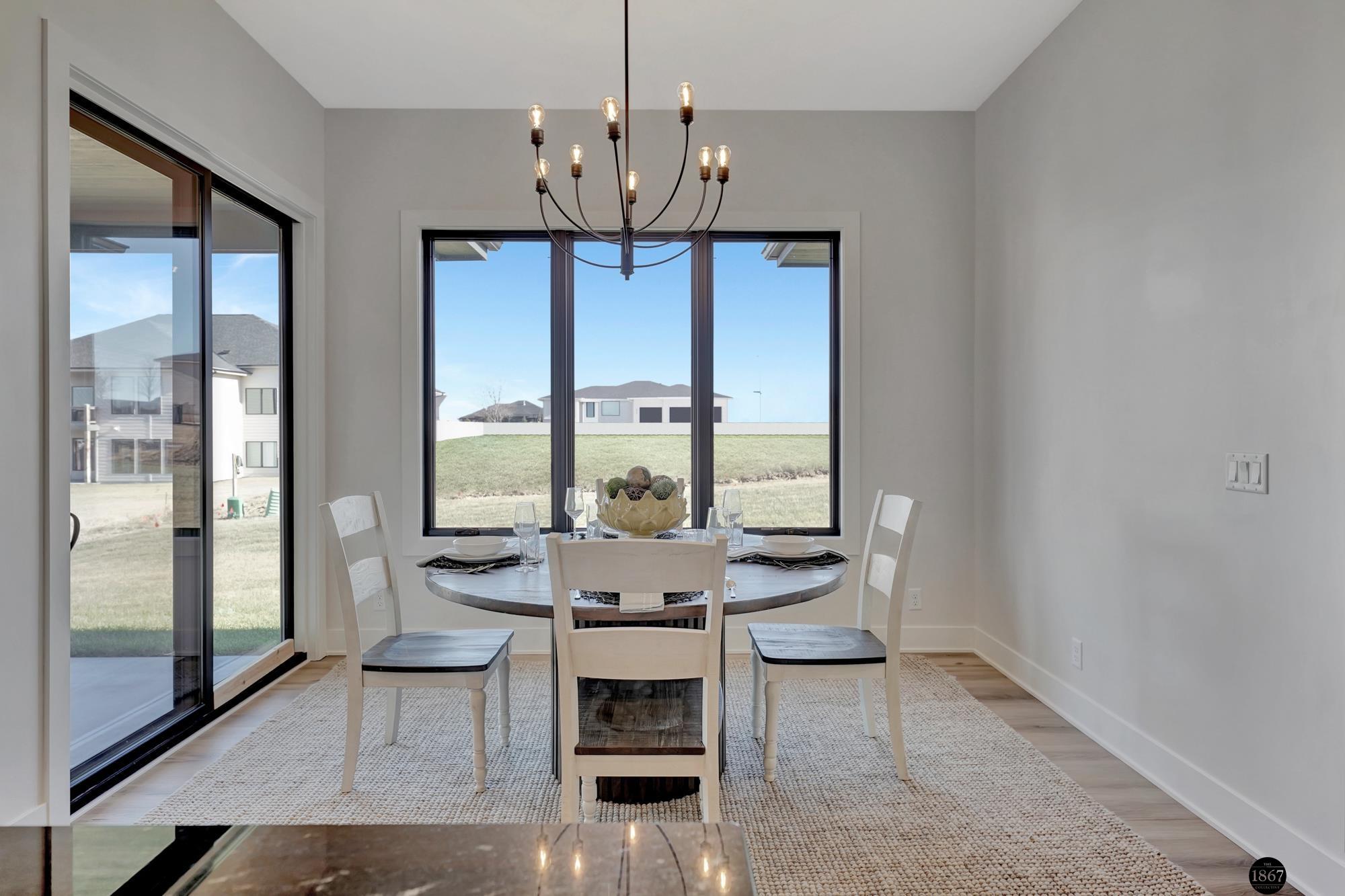 3923 S 213th