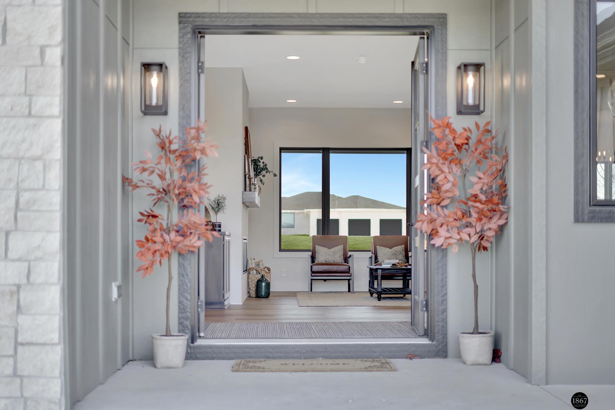 3923 S 213th