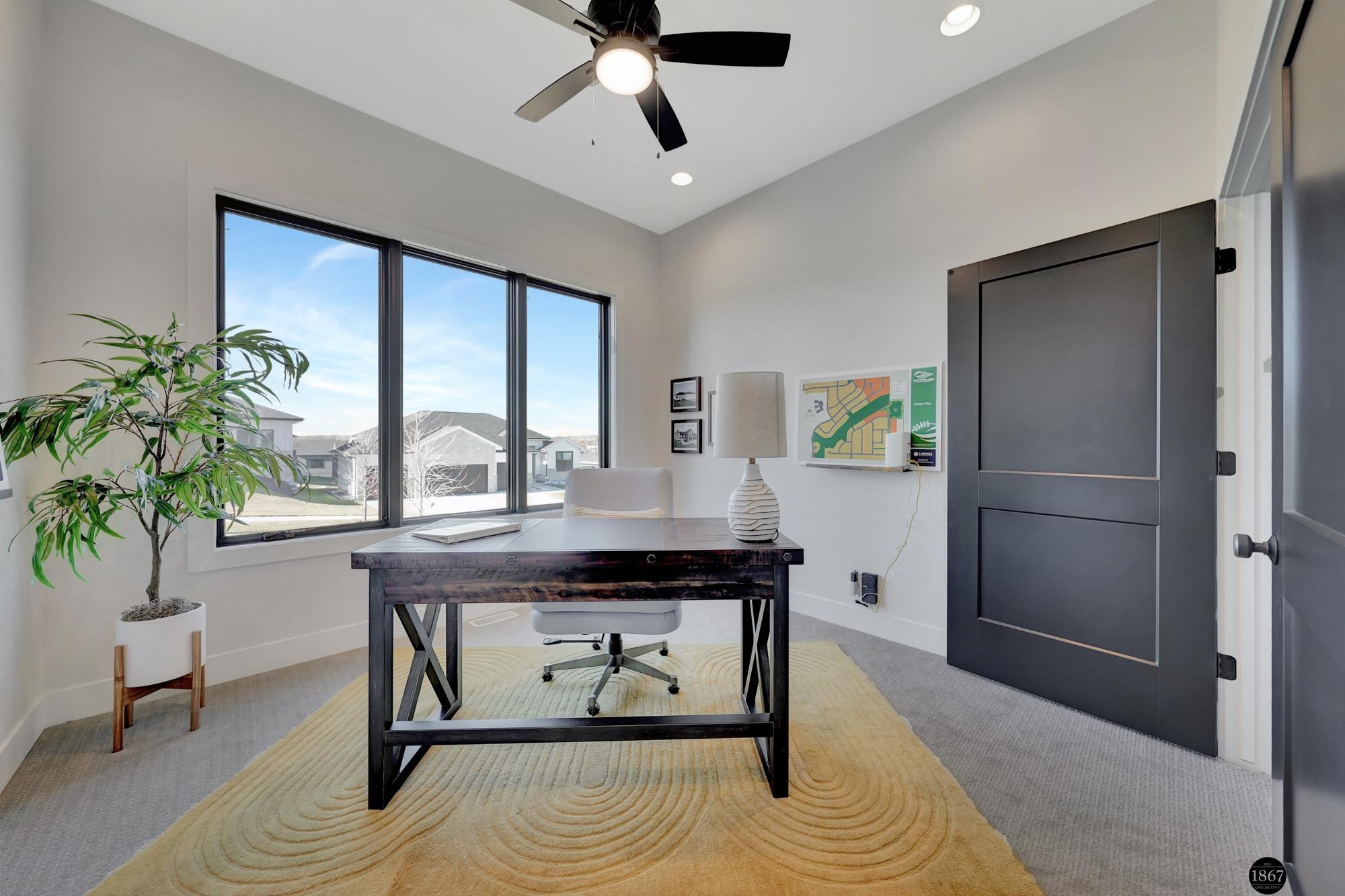 3923 S 213th