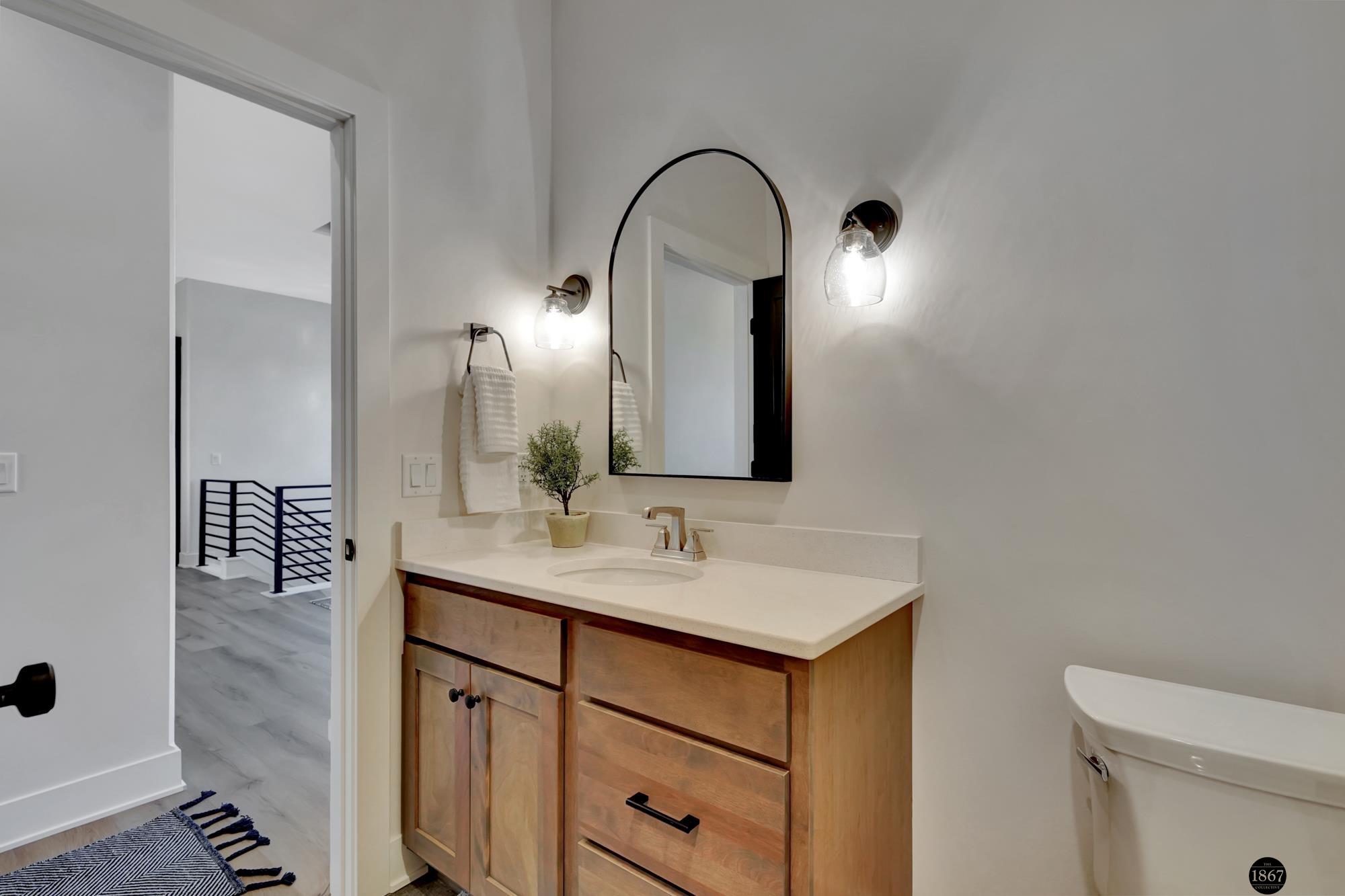 3923 S 213th
