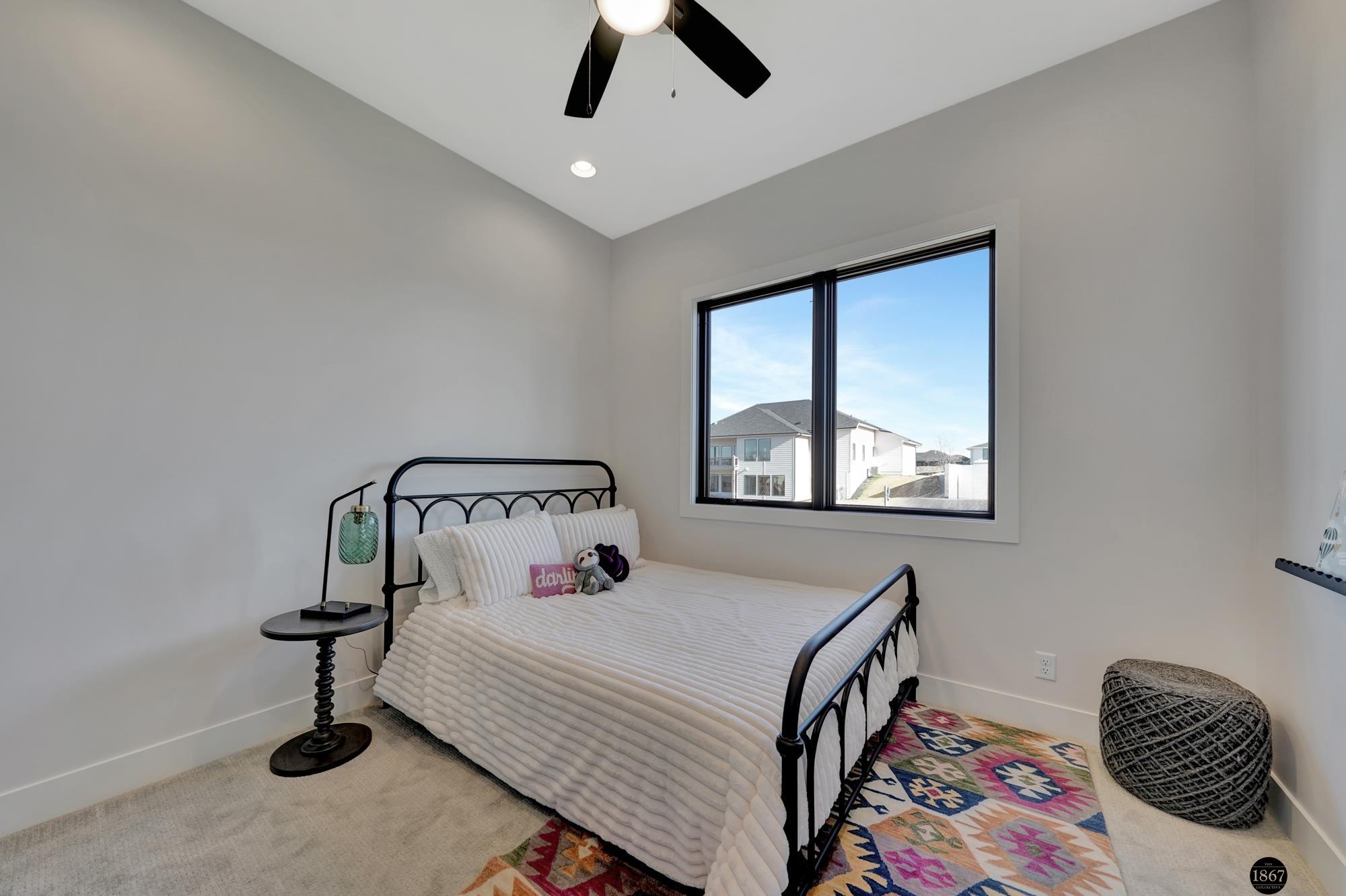 3923 S 213th