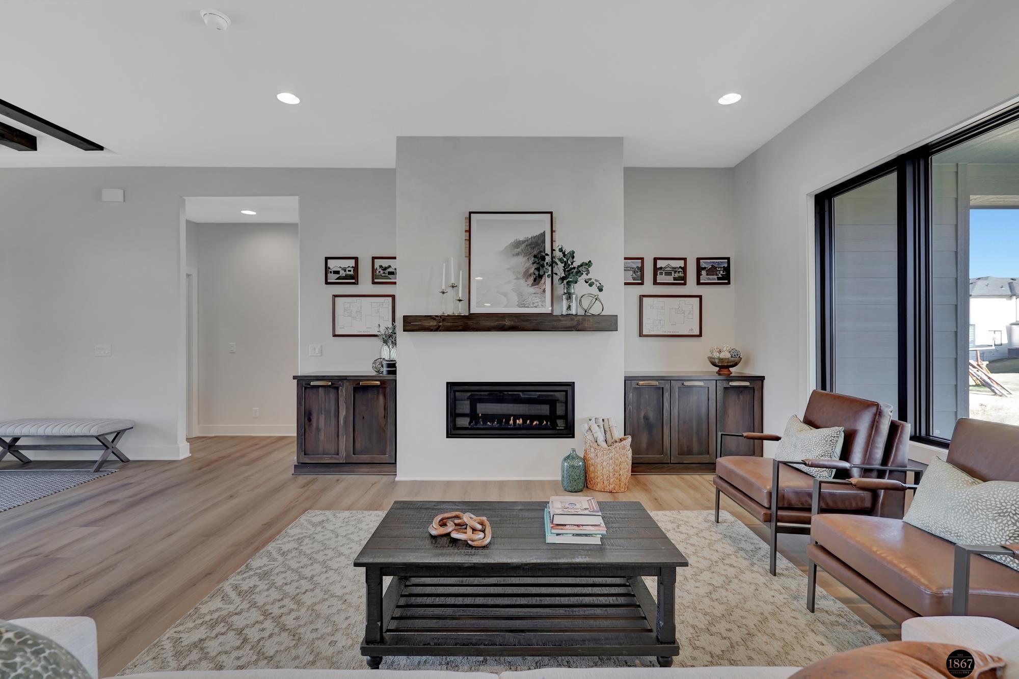 3923 S 213th
