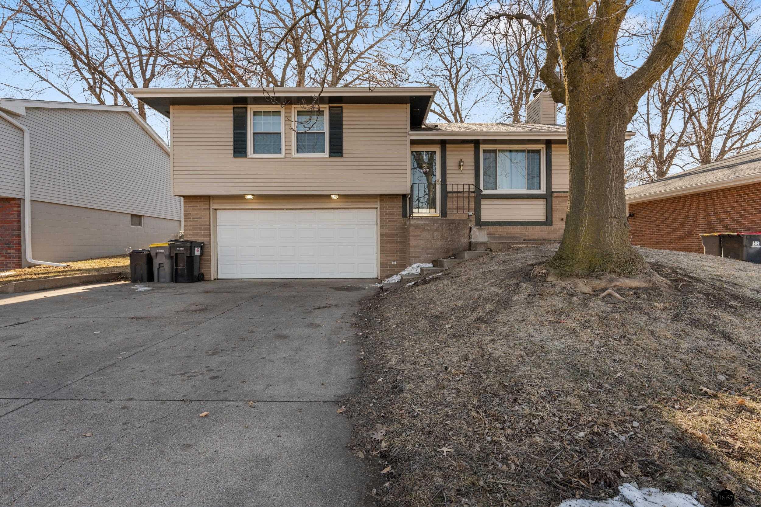 4800 Woodhaven