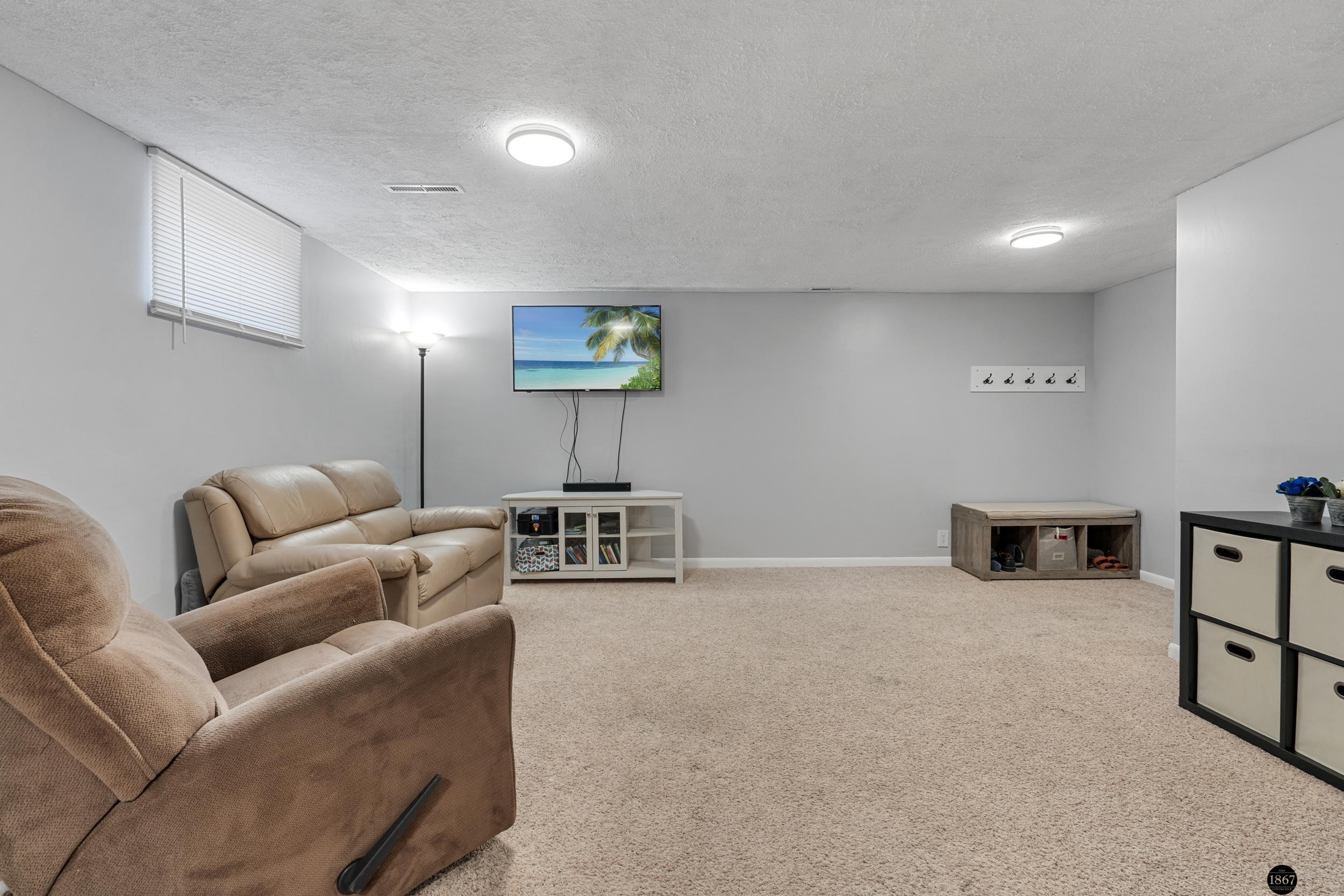 4800 Woodhaven