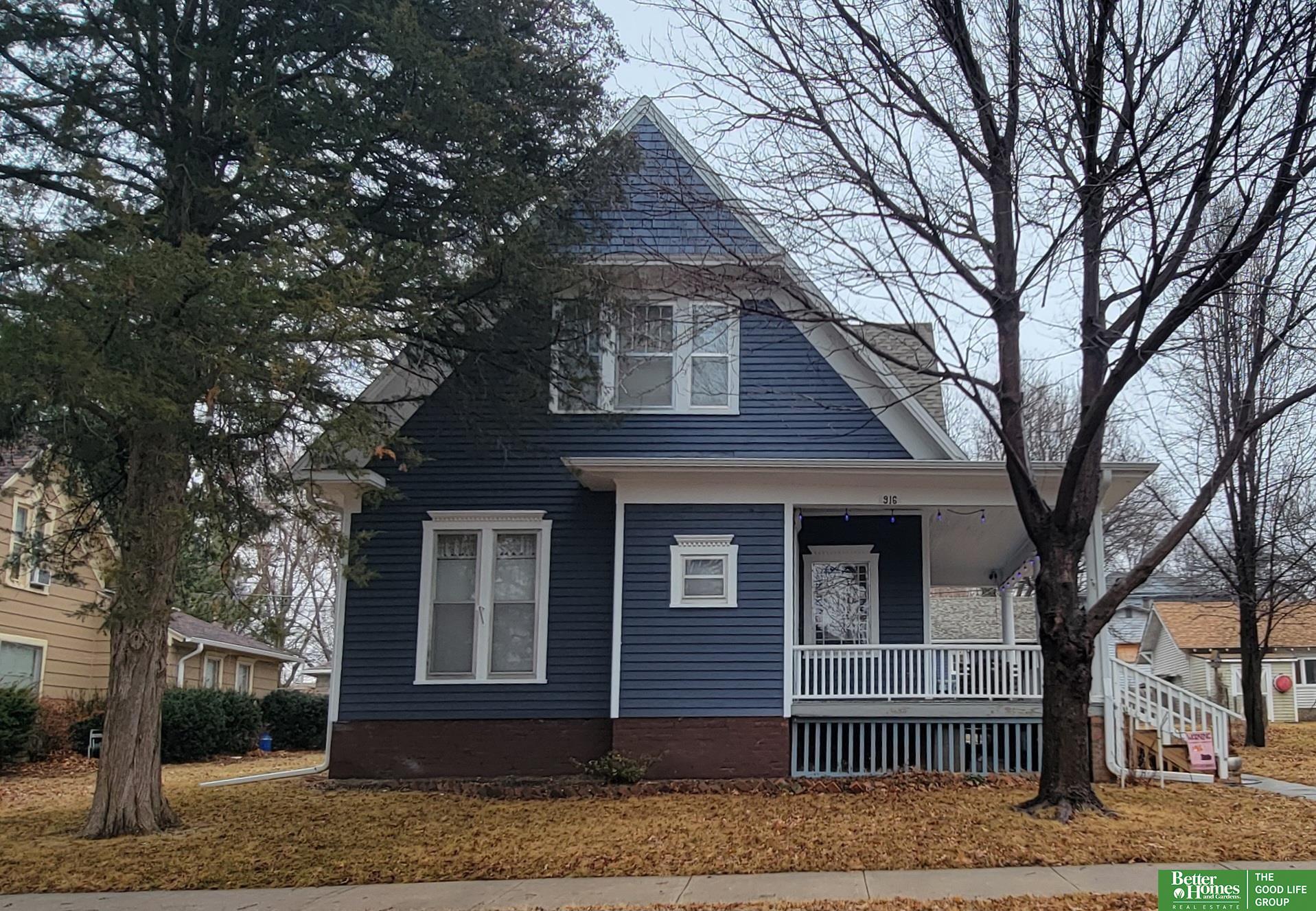 916 N Iowa Avenue, York, Nebraska image 2