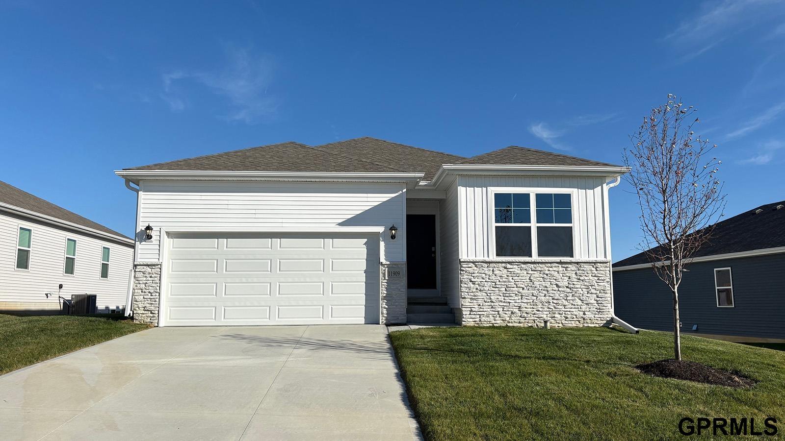 7221 S 205th Street, Gretna, Nebraska image 1