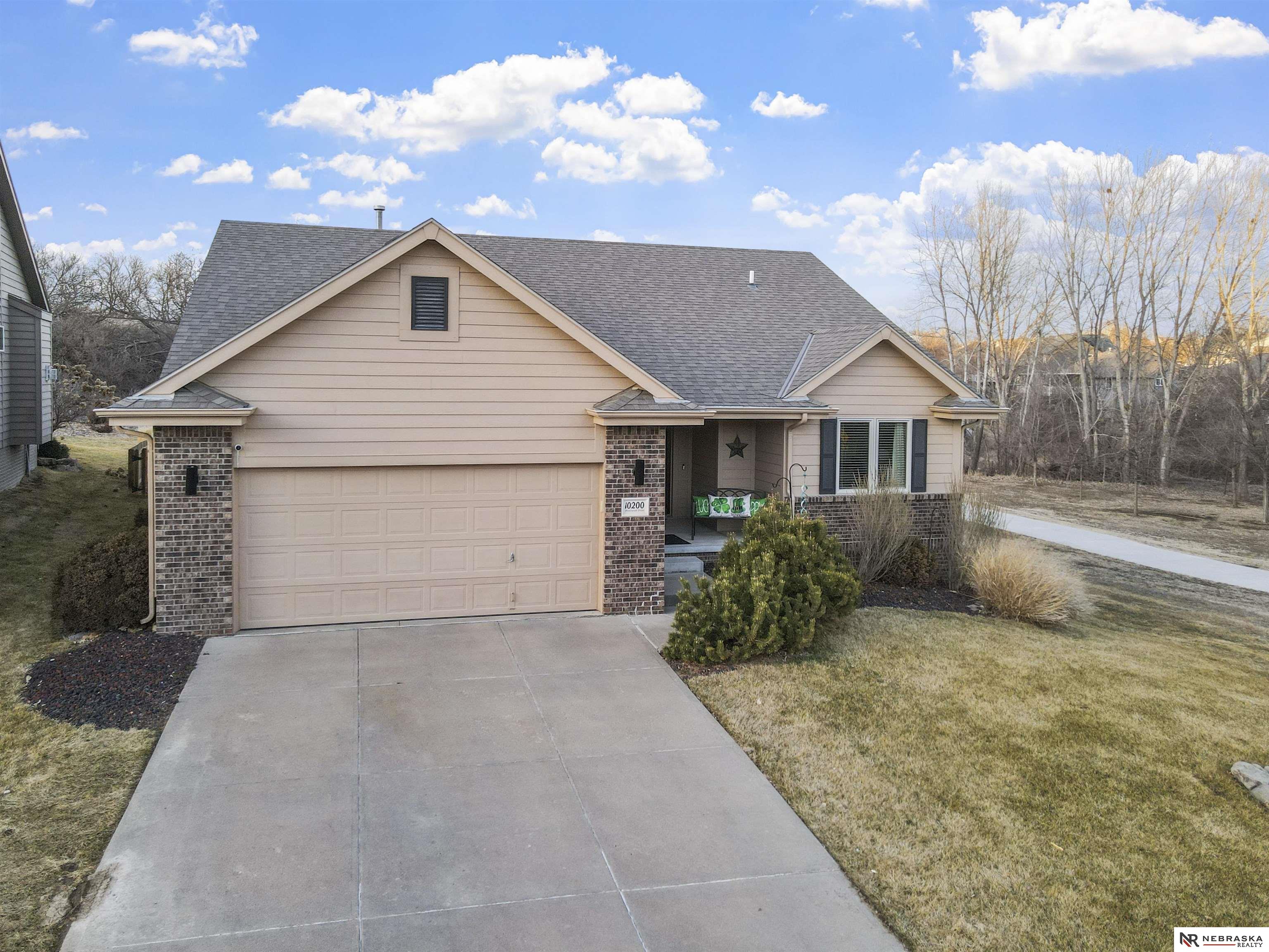 10200 Brentwood Drive, La Vista