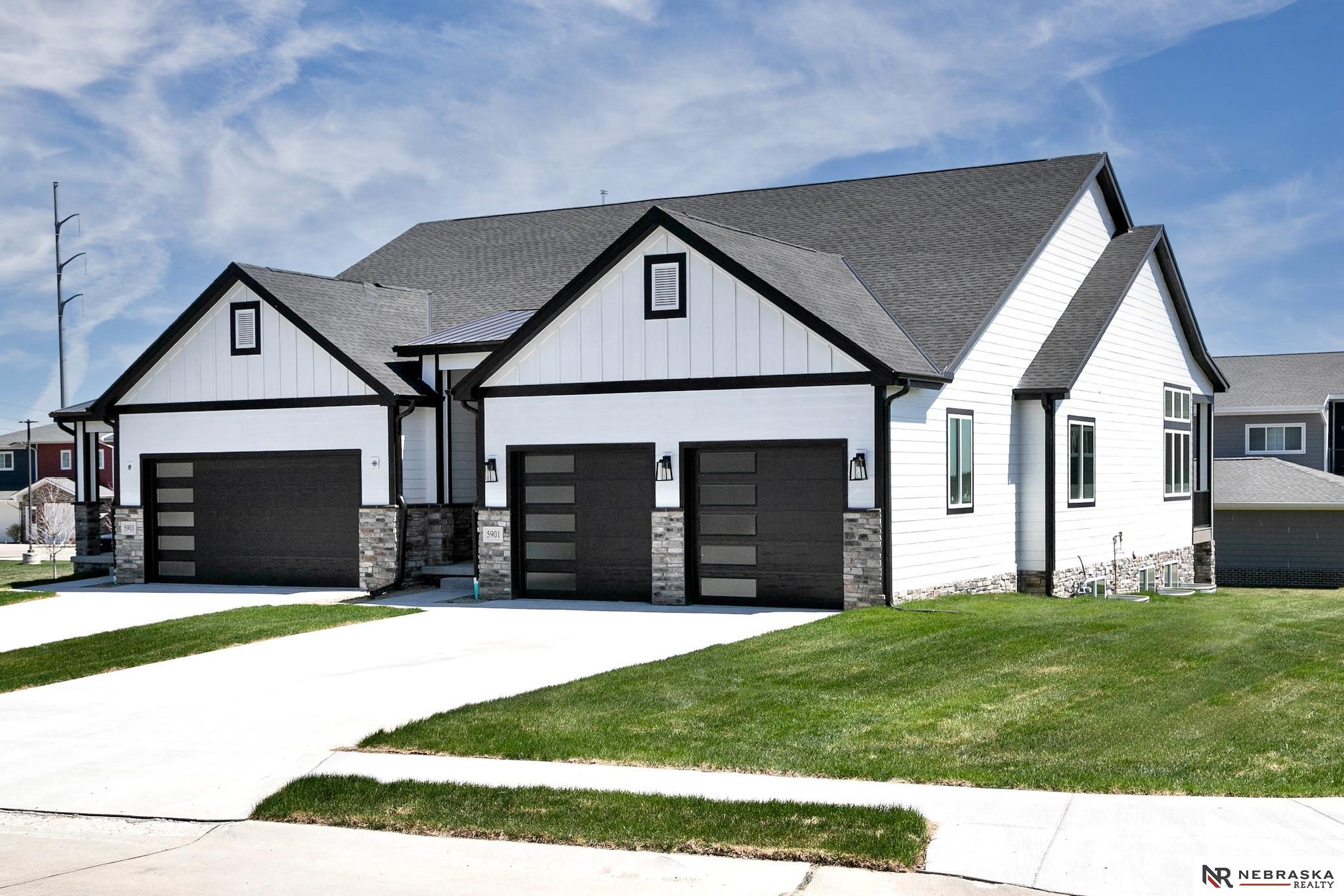 5901 N 159 Circle, Omaha, Nebraska image 1