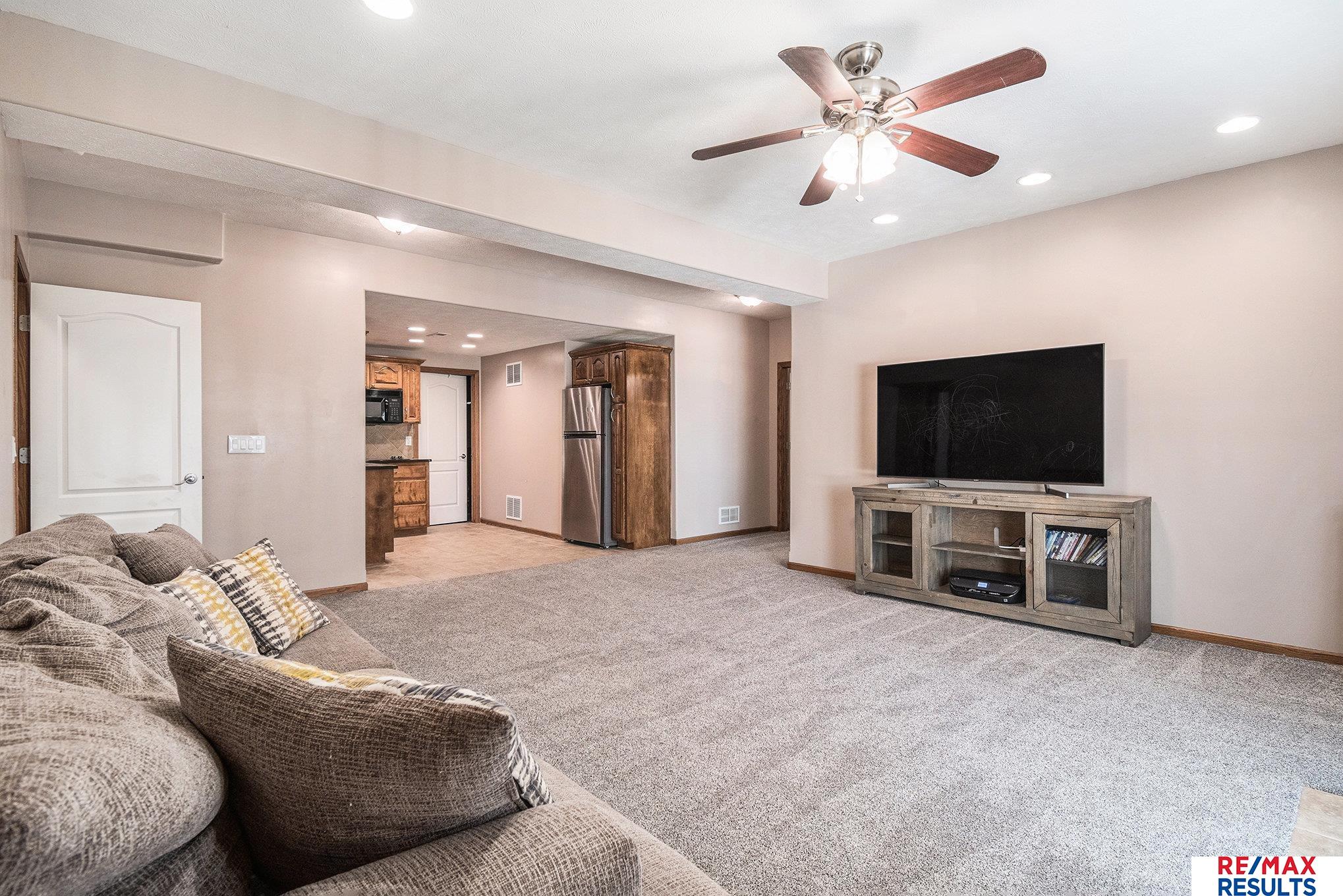 7717 S 155 Avenue, Omaha, Nebraska image 4