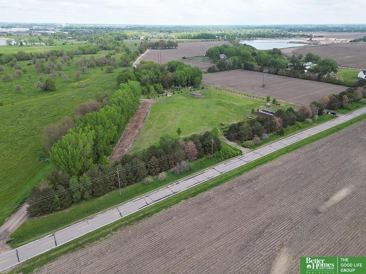 2004 E Stolley Park Road, Grand Island, Nebraska image 1