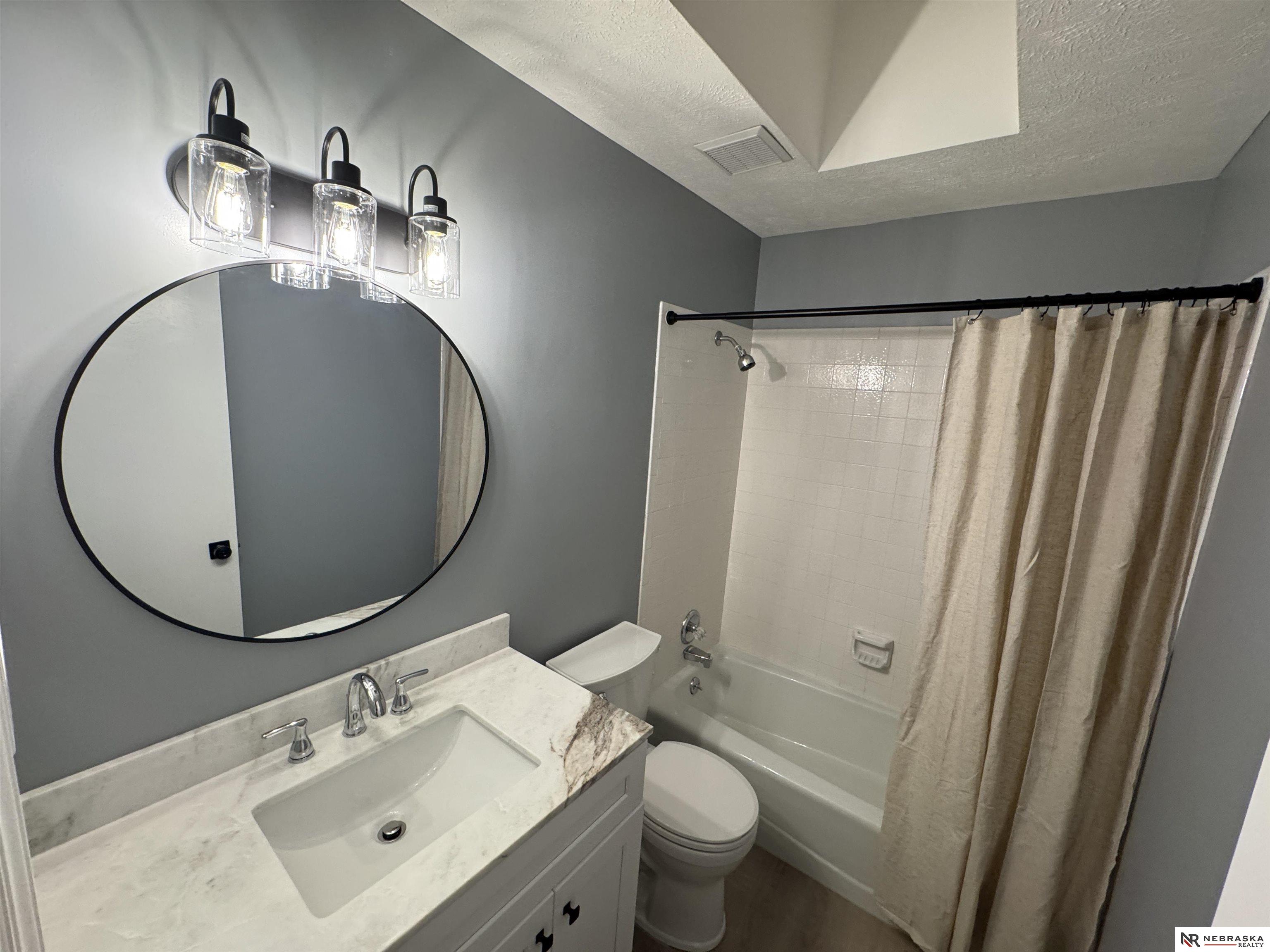 10731 Majestic Lane, Lincoln, Nebraska image 19