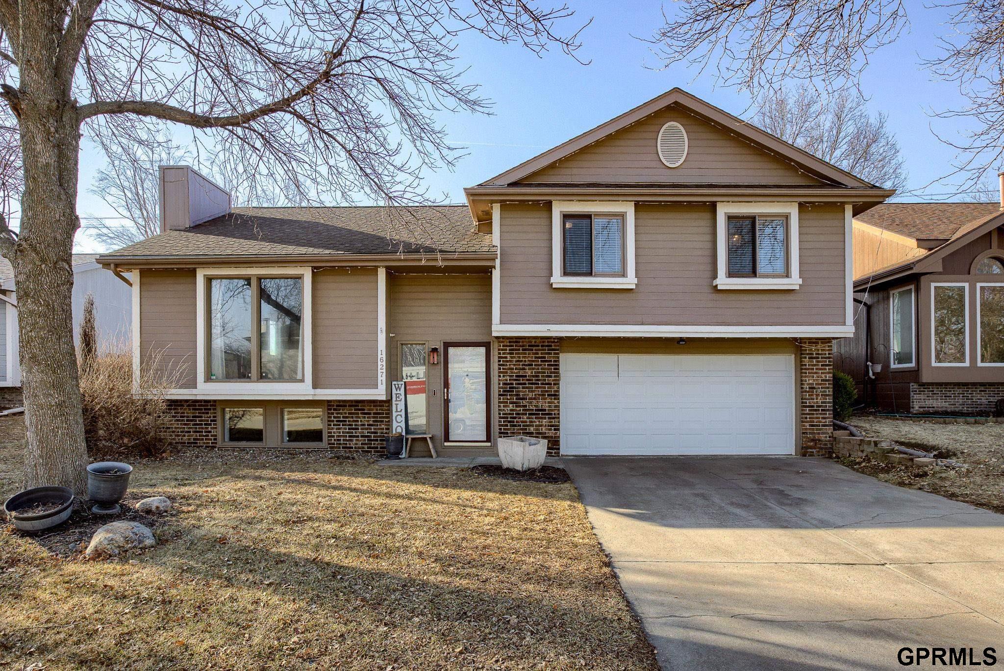 16271 Weir Street, Omaha