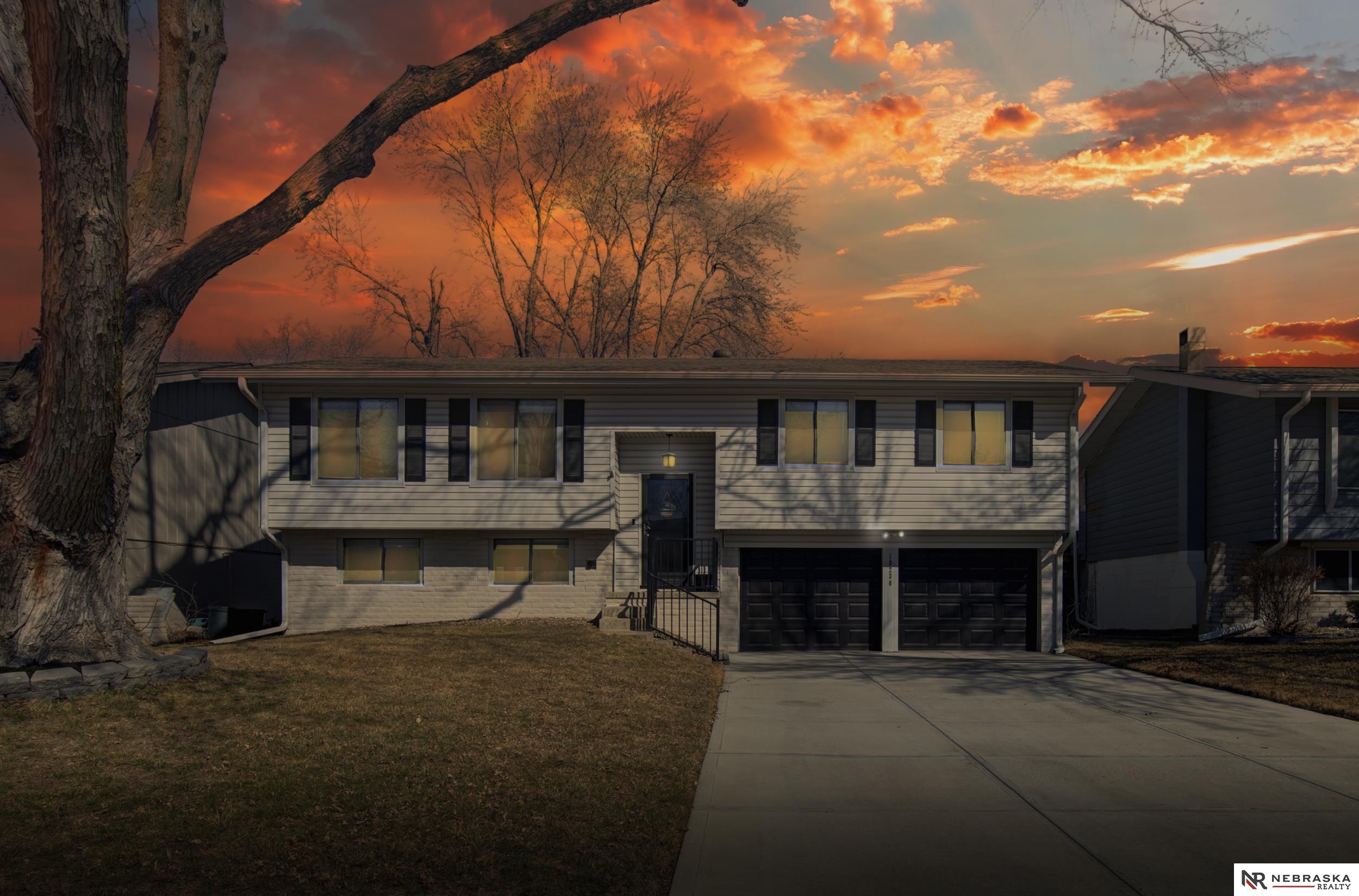 10230 Weir Street, Ralston, Nebraska image 1