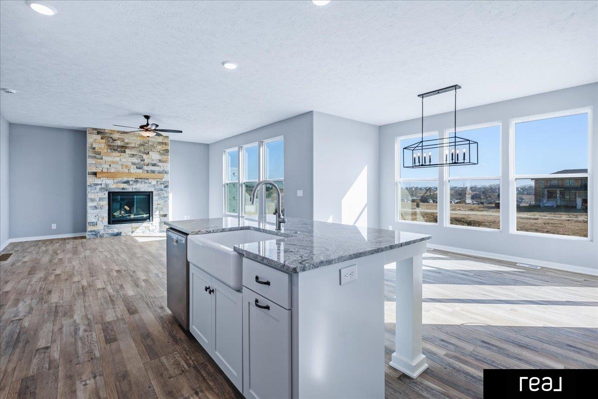 5401 N 190th Street, Elkhorn, Nebraska image 3