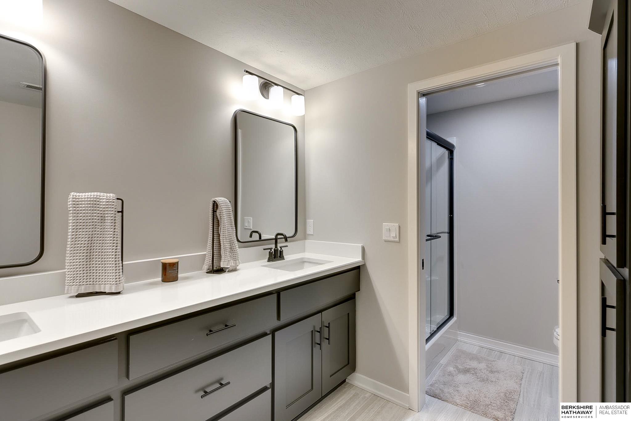 20709 Woodridge Drive, Gretna, Nebraska image 33