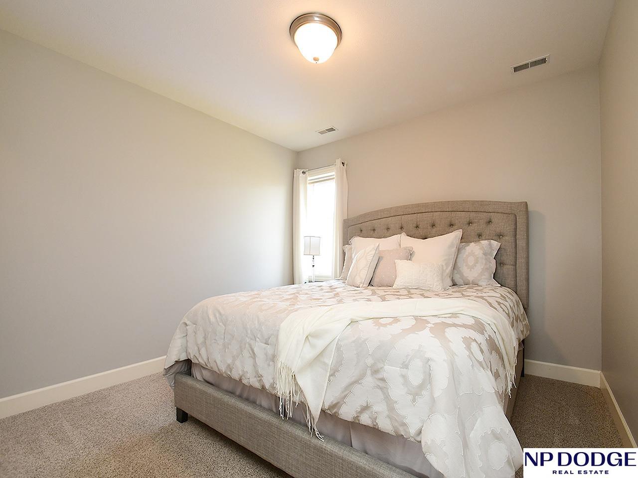 17214 Sunflower Street, Bennington, Nebraska image 24