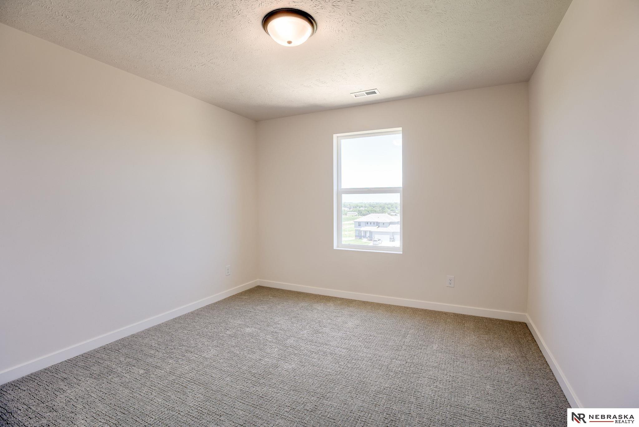 11017 N 161st Street, Bennington, Nebraska image 34