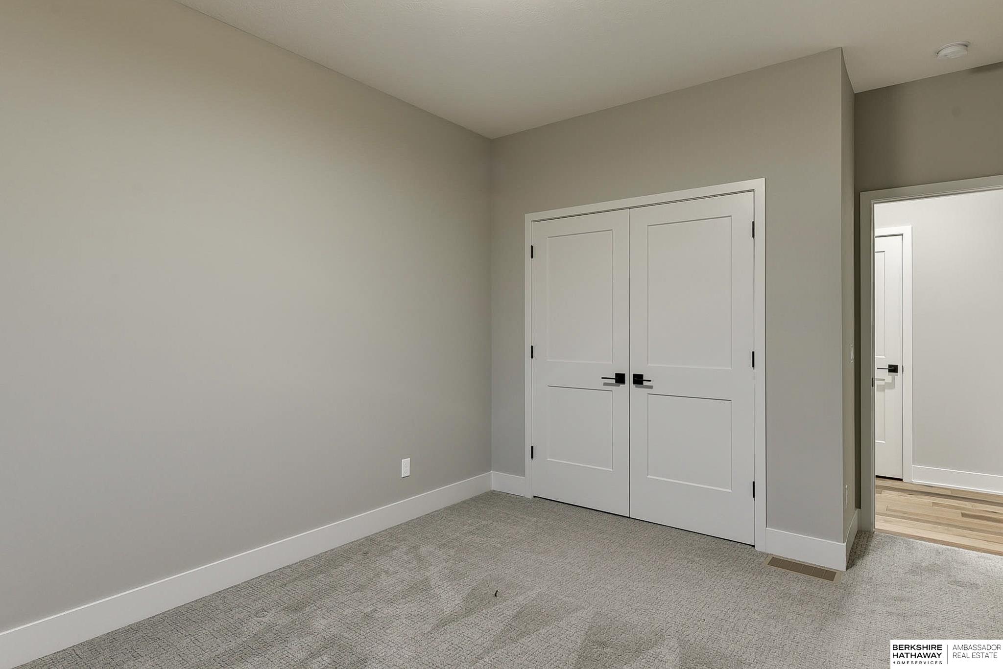 21658 I Street, Omaha, Nebraska image 34