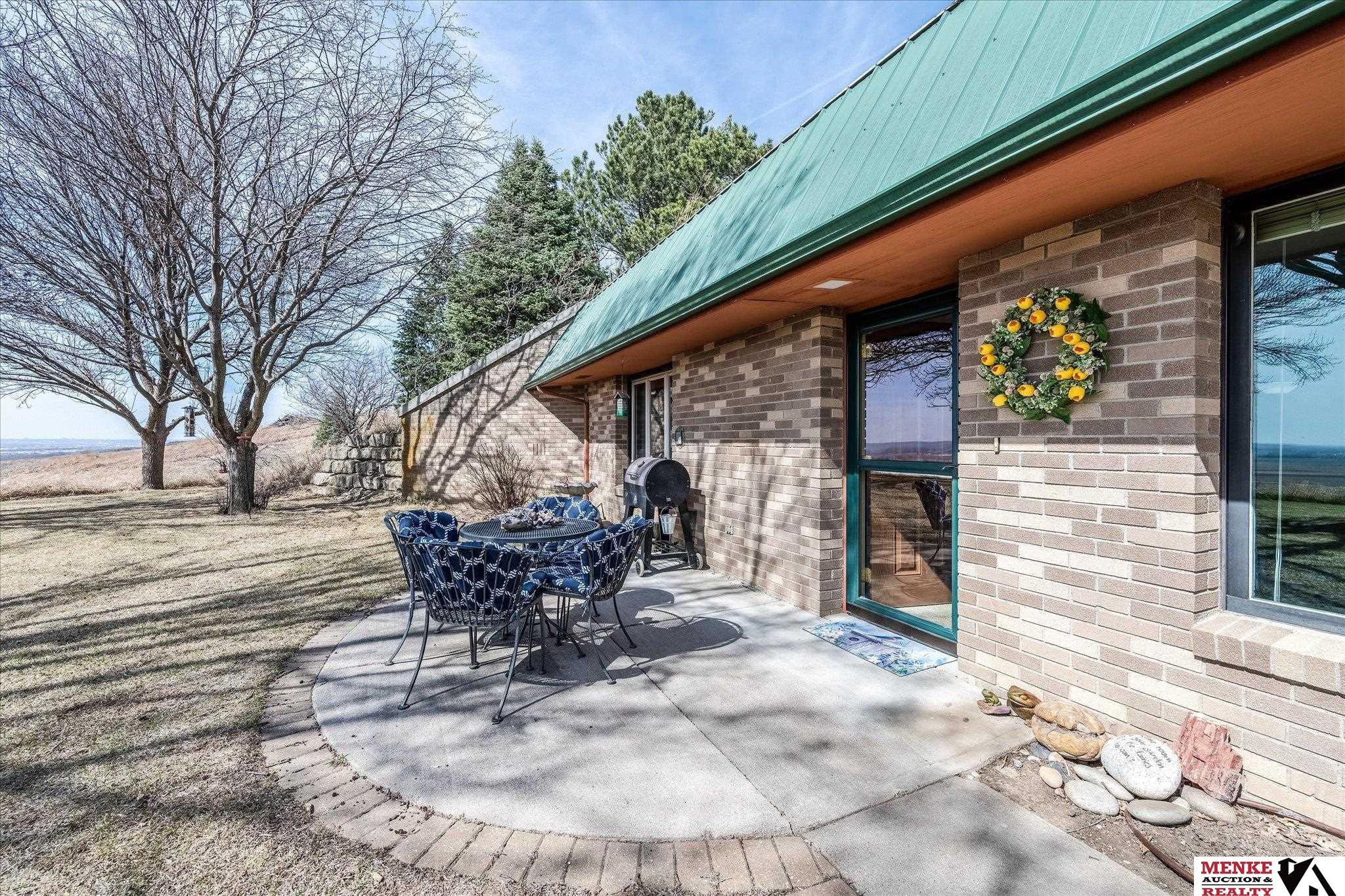 13182 Bluebird Lane, Council Bluffs, Iowa image 2