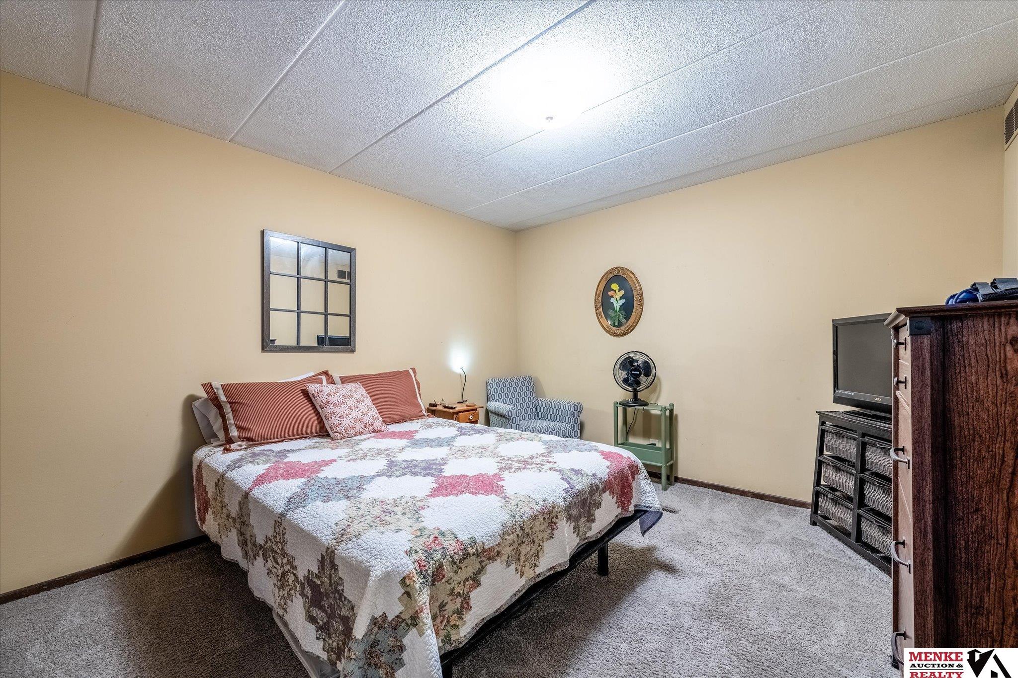 13182 Bluebird Lane, Council Bluffs, Iowa image 26