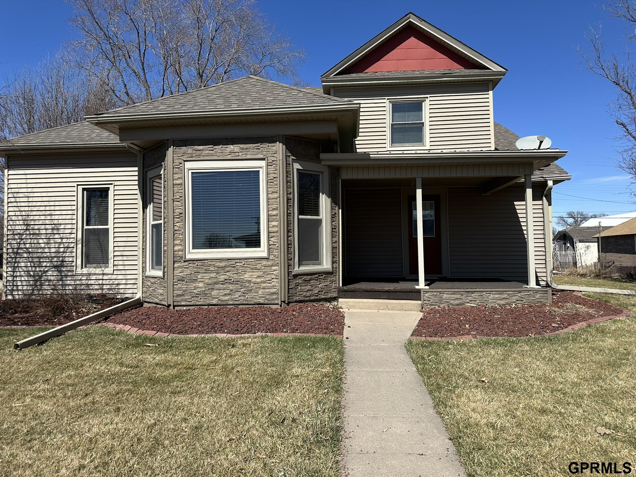 108 S Quince Avenue, Dewitt