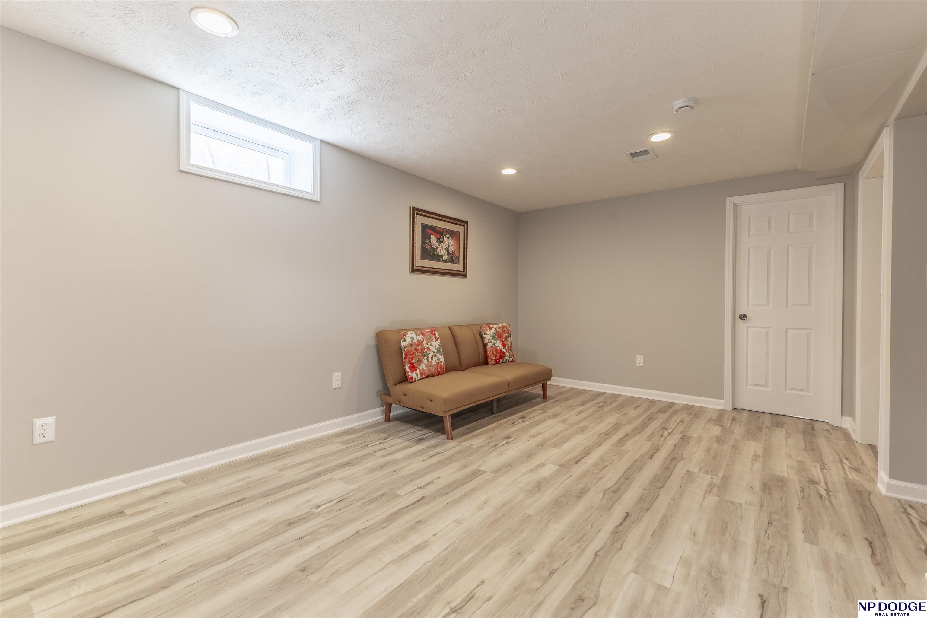 1317 S 55th Street, Omaha, Nebraska image 22