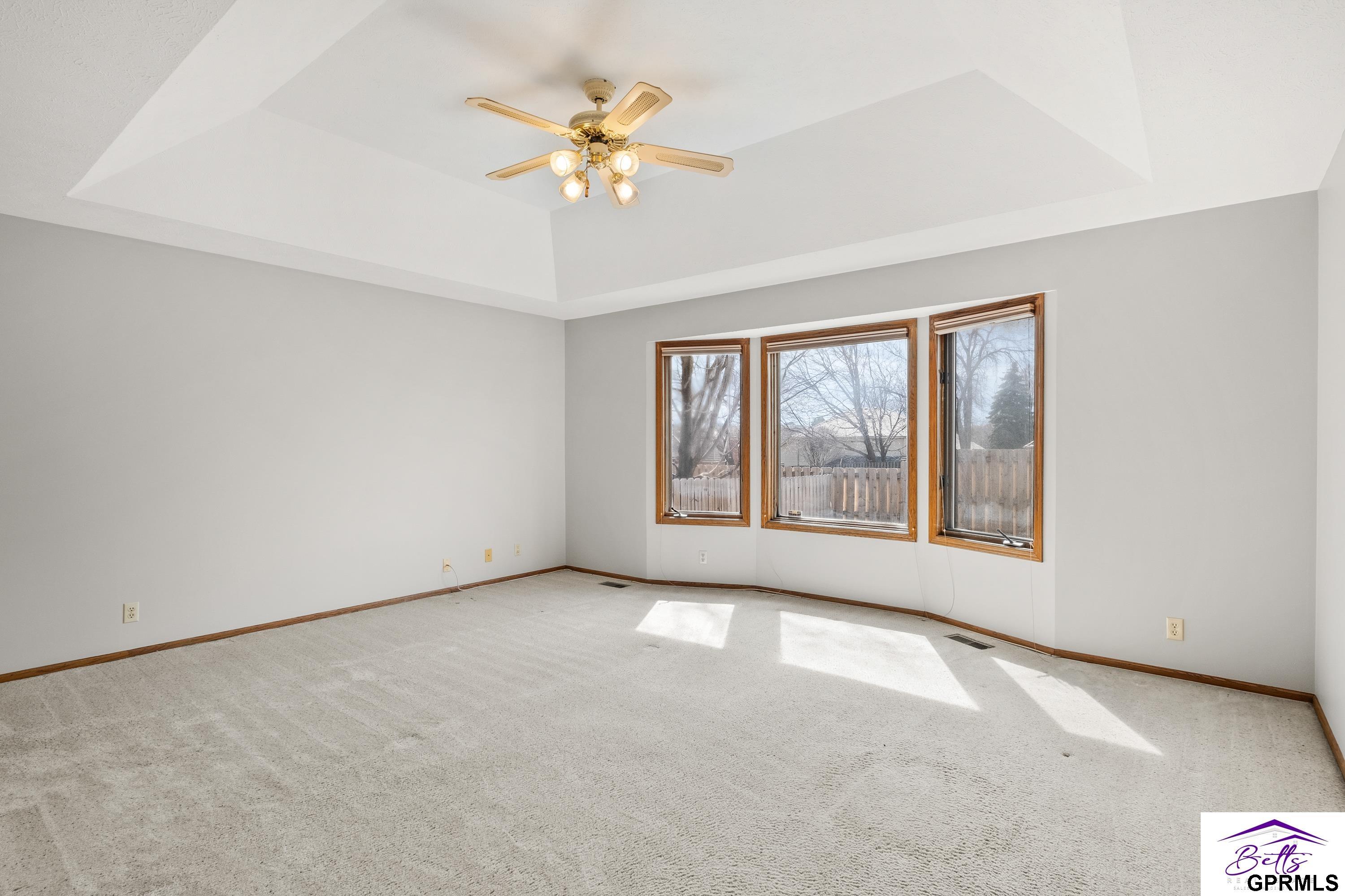 15527 Mason Circle, Omaha, Nebraska image 12