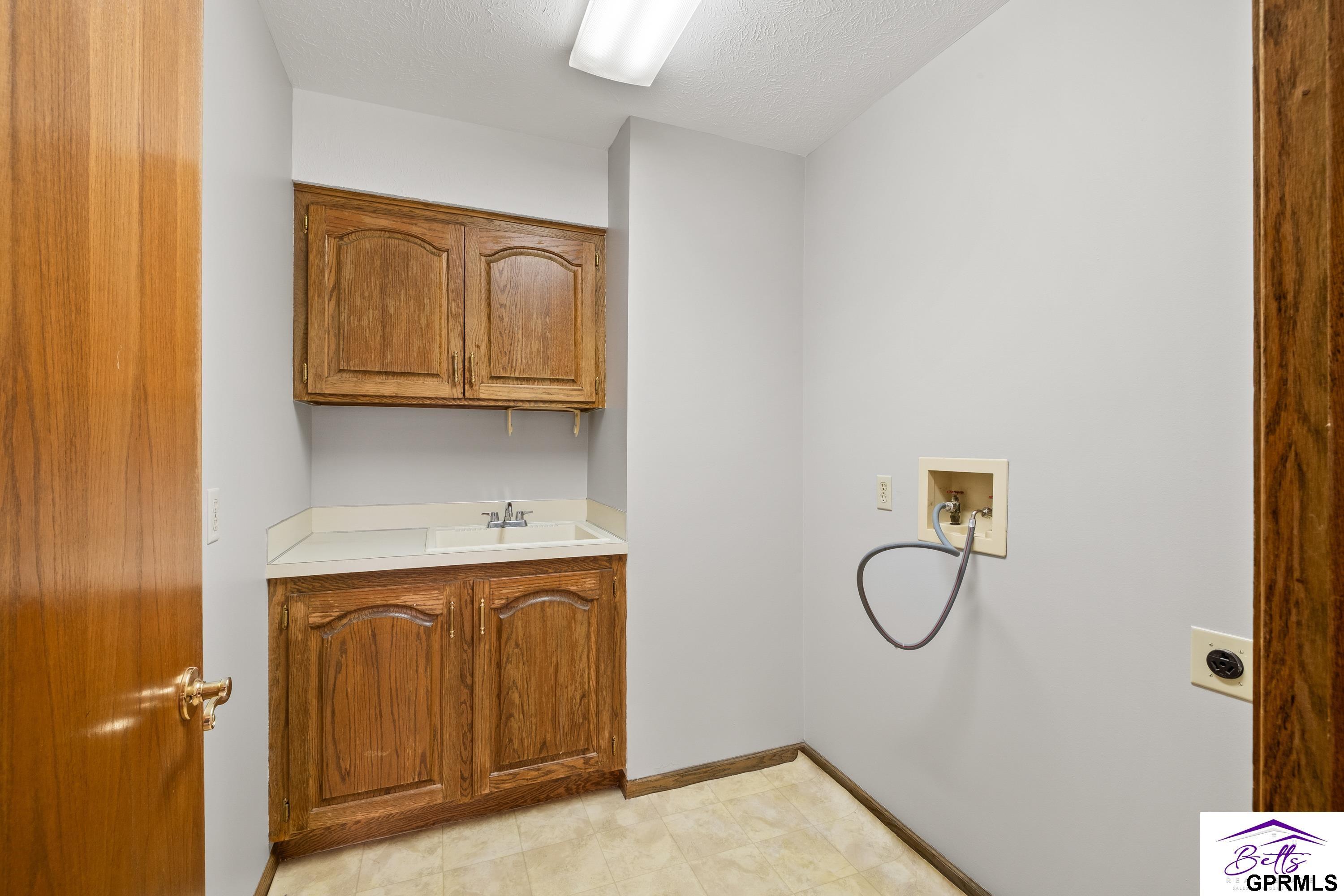 15527 Mason Circle, Omaha, Nebraska image 17