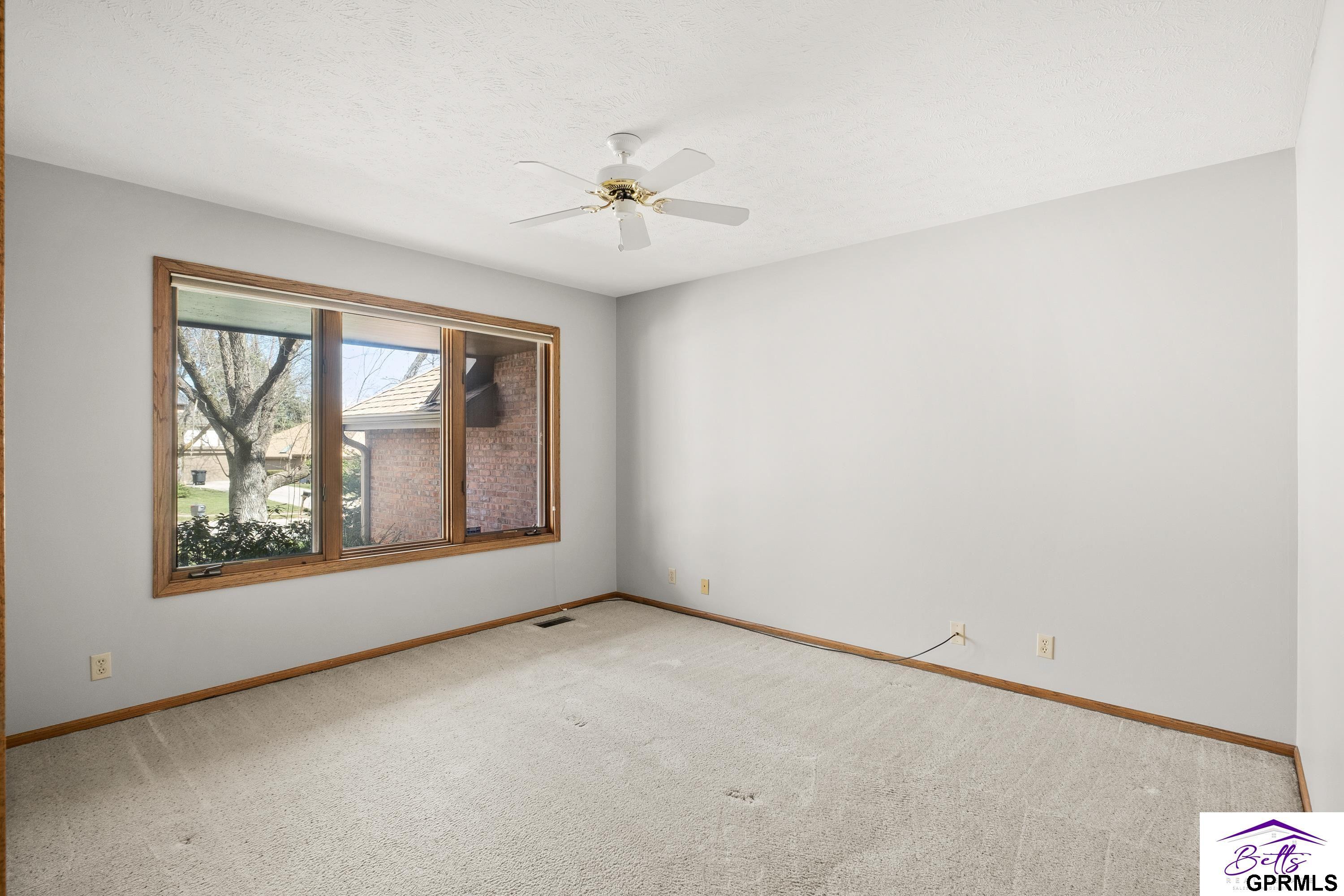 15527 Mason Circle, Omaha, Nebraska image 18