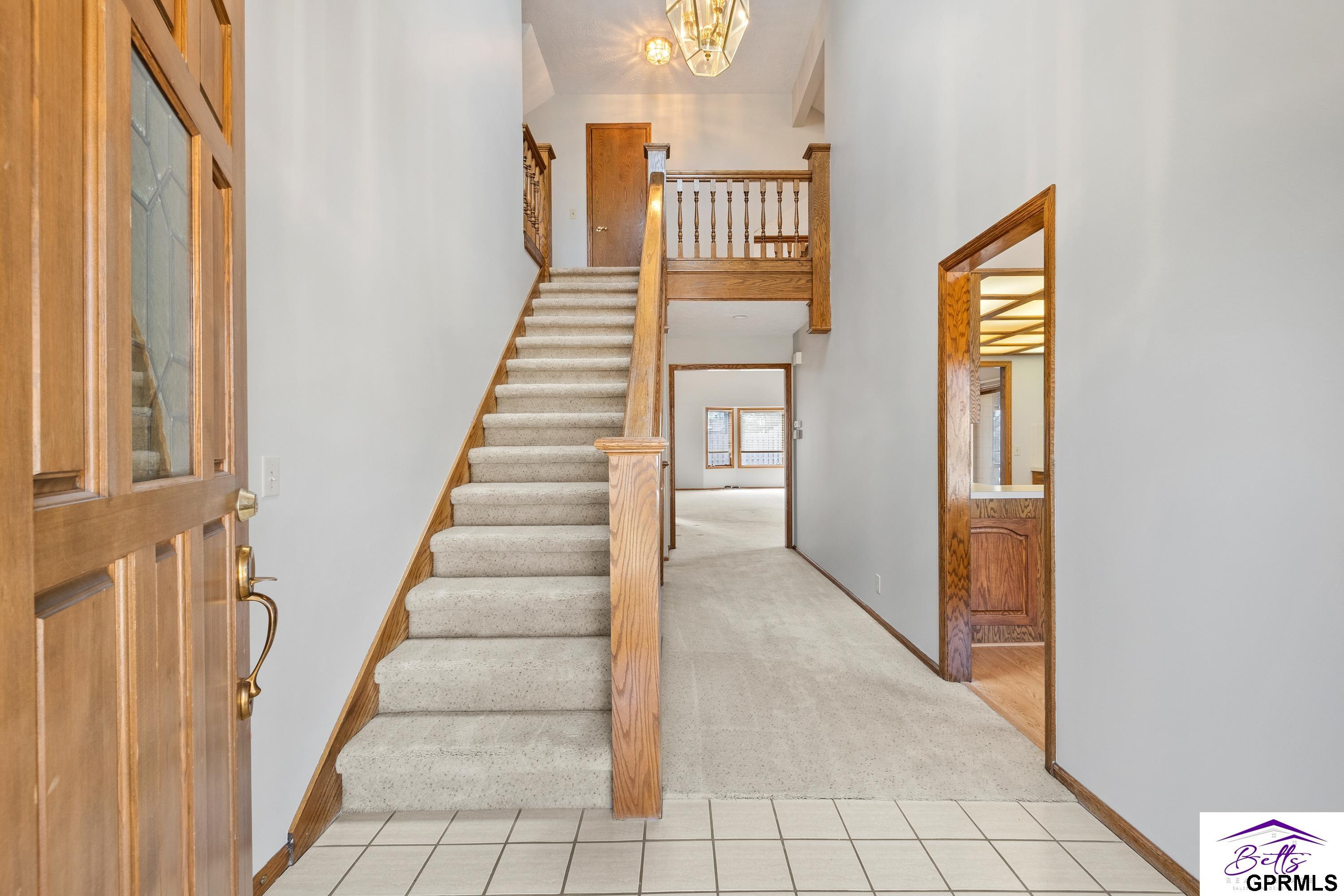 15527 Mason Circle, Omaha, Nebraska image 5
